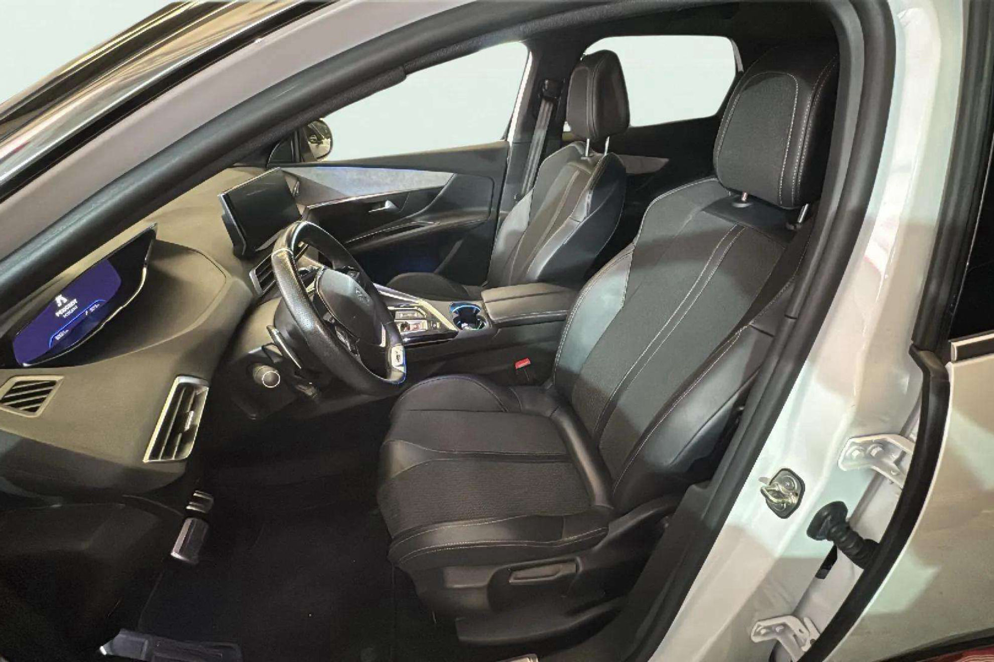 Peugeot 3008 225 e-EAT8 Allure - foto 13