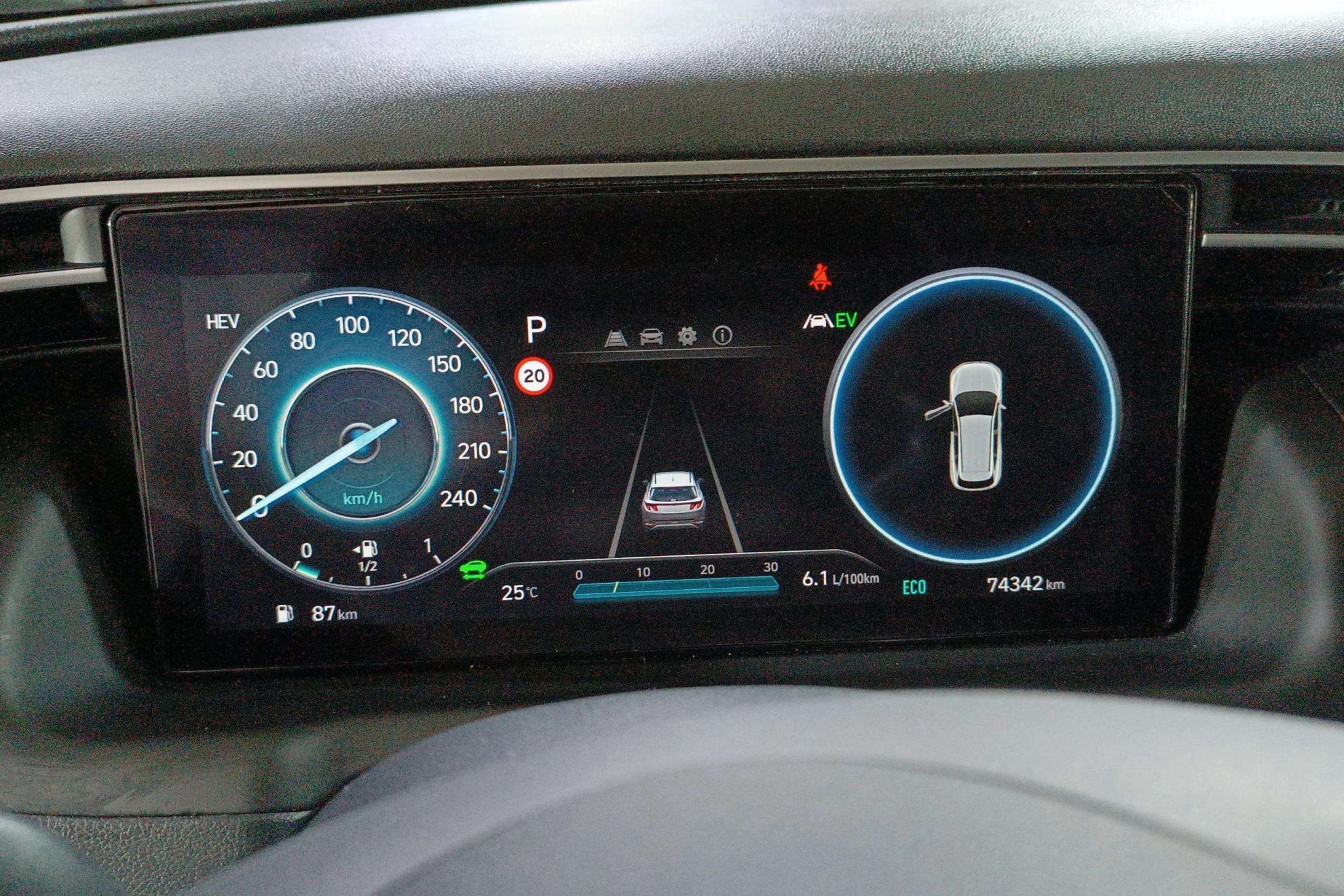 Hyundai Tucson 1.6 T-GDi PHEV Maxx 4x4 - foto 13