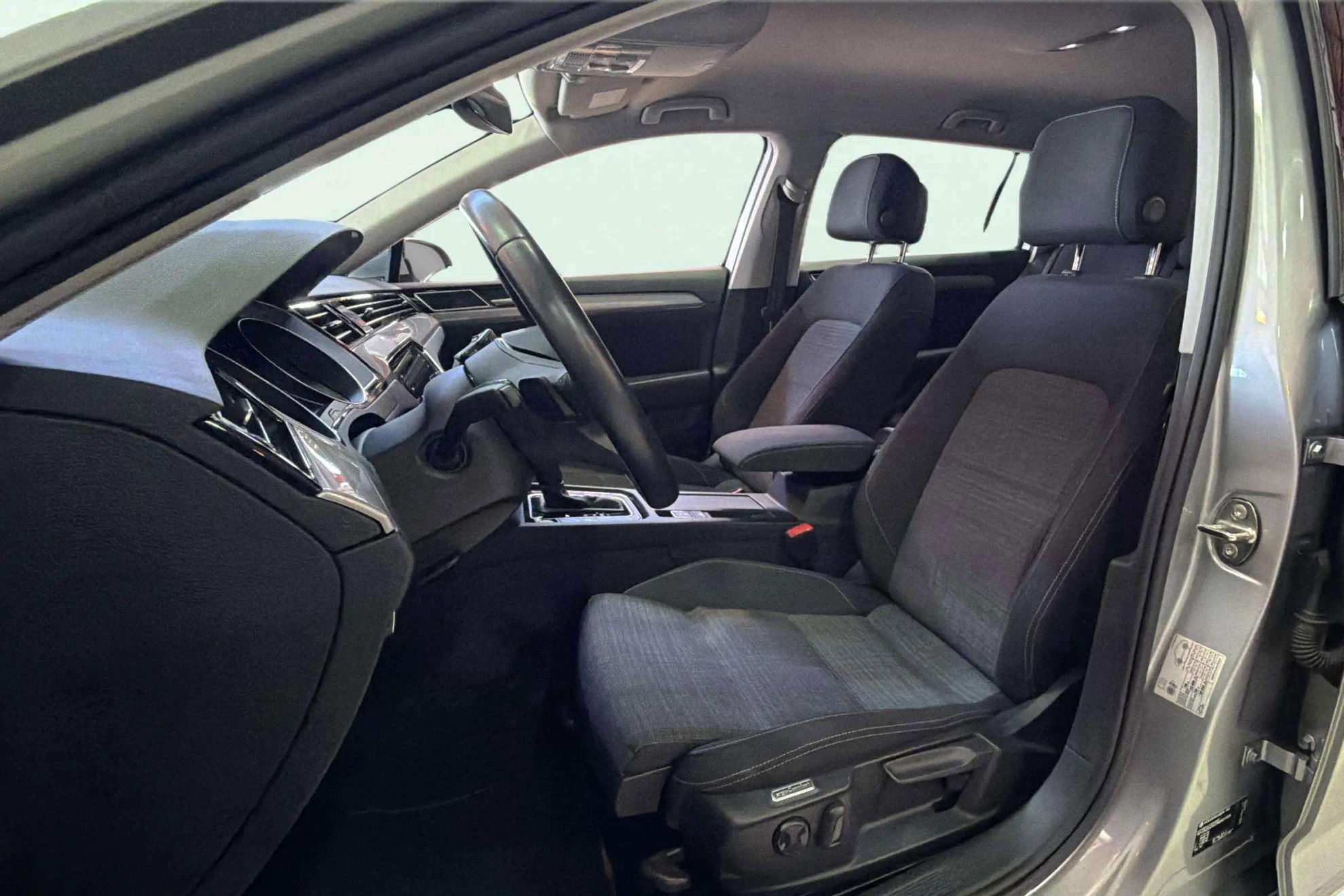 Volkswagen Passat Variant Executive 2.0 TDI D - foto 12