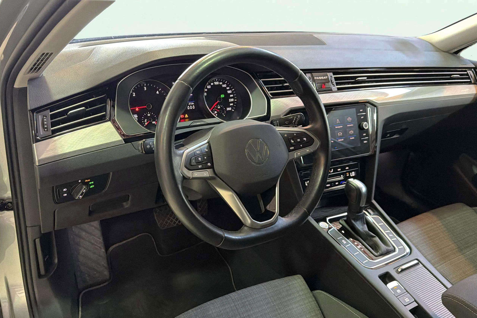 Volkswagen Passat Variant Executive 2.0 TDI D - foto 11