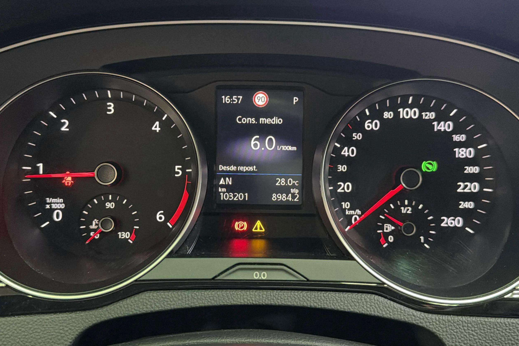 Volkswagen Passat Variant Executive 2.0 TDI D - foto 23