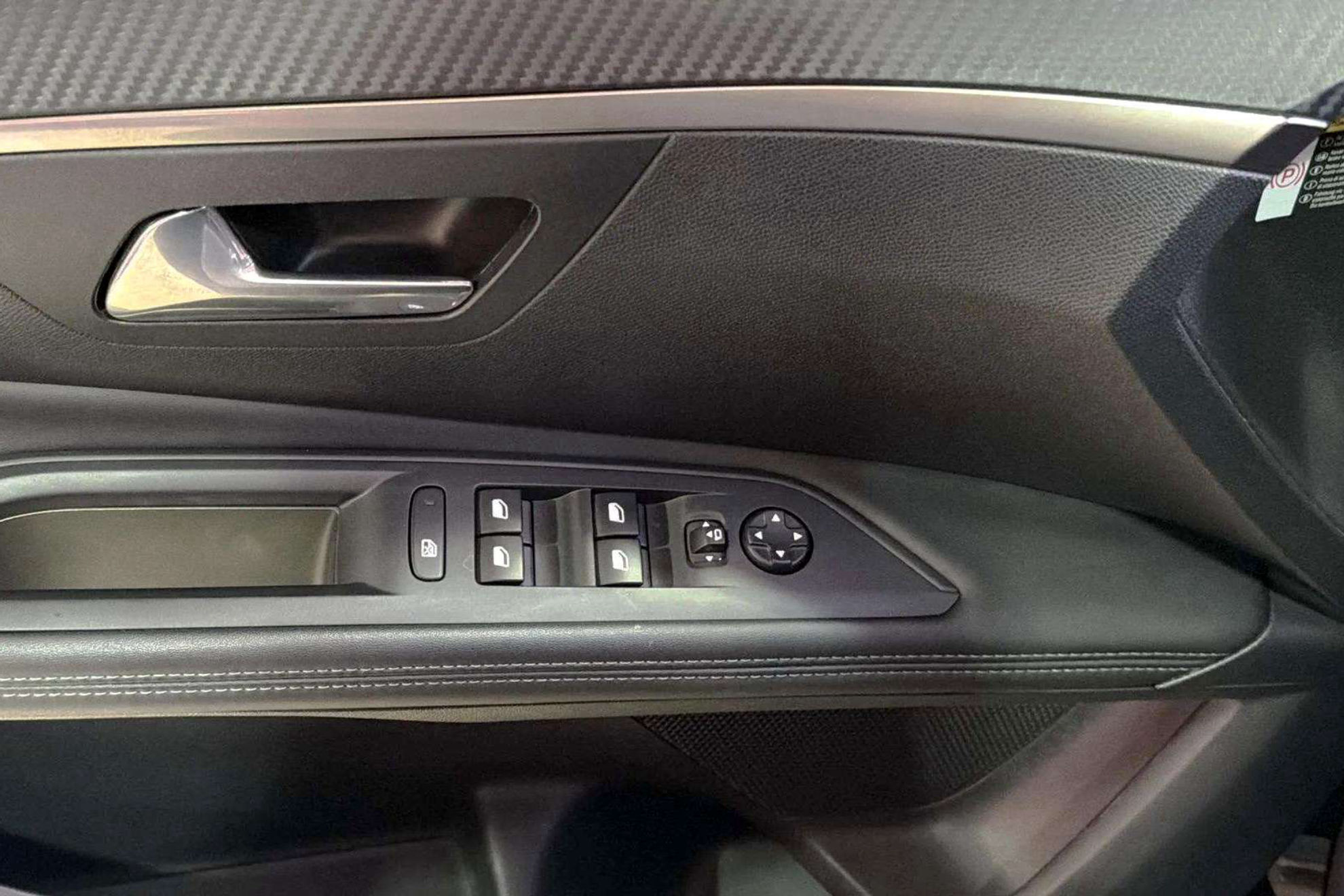 Peugeot 3008 225 e-EAT8 Allure - foto 13