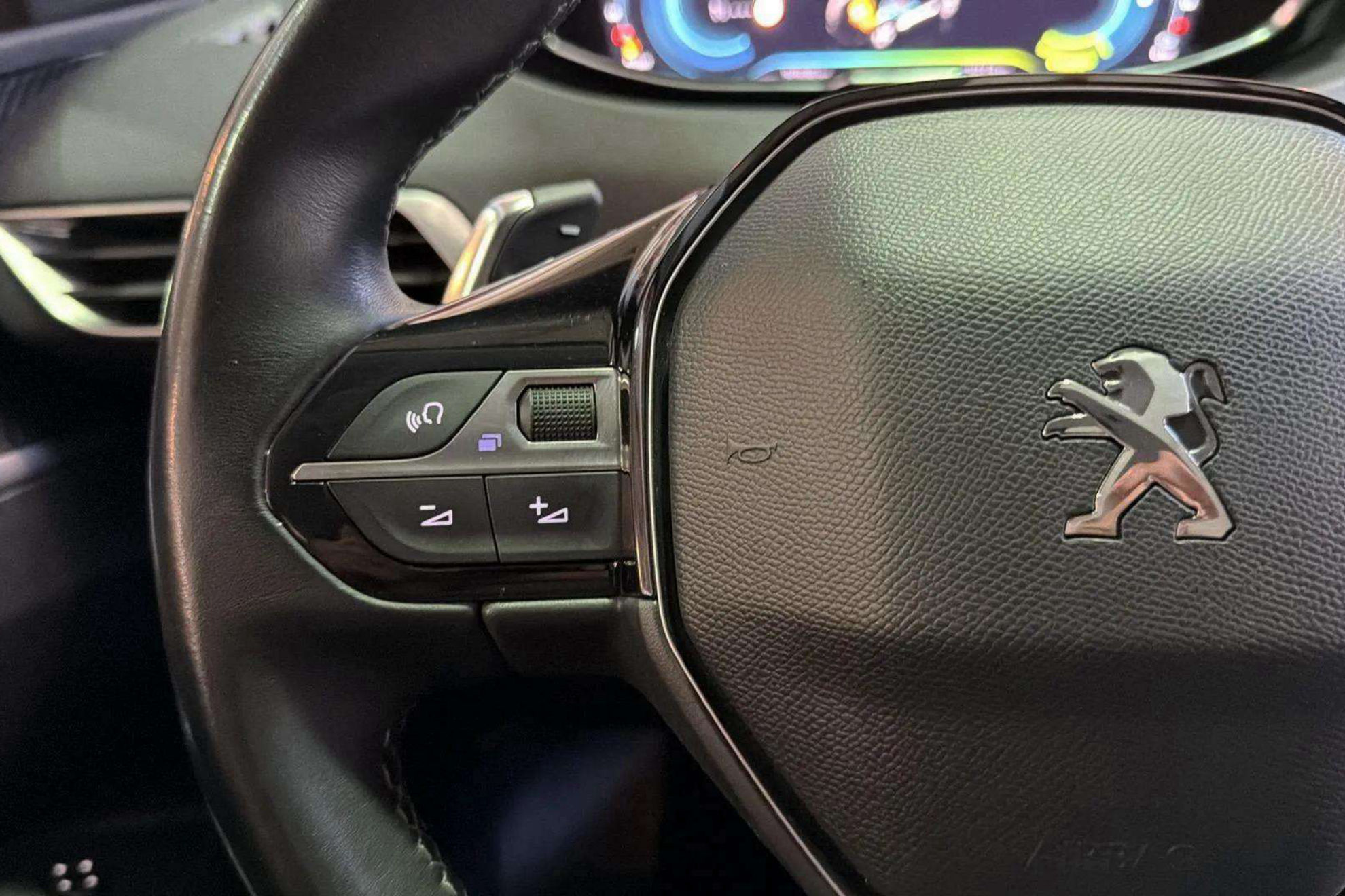 Peugeot 3008 225 e-EAT8 Allure - foto 18
