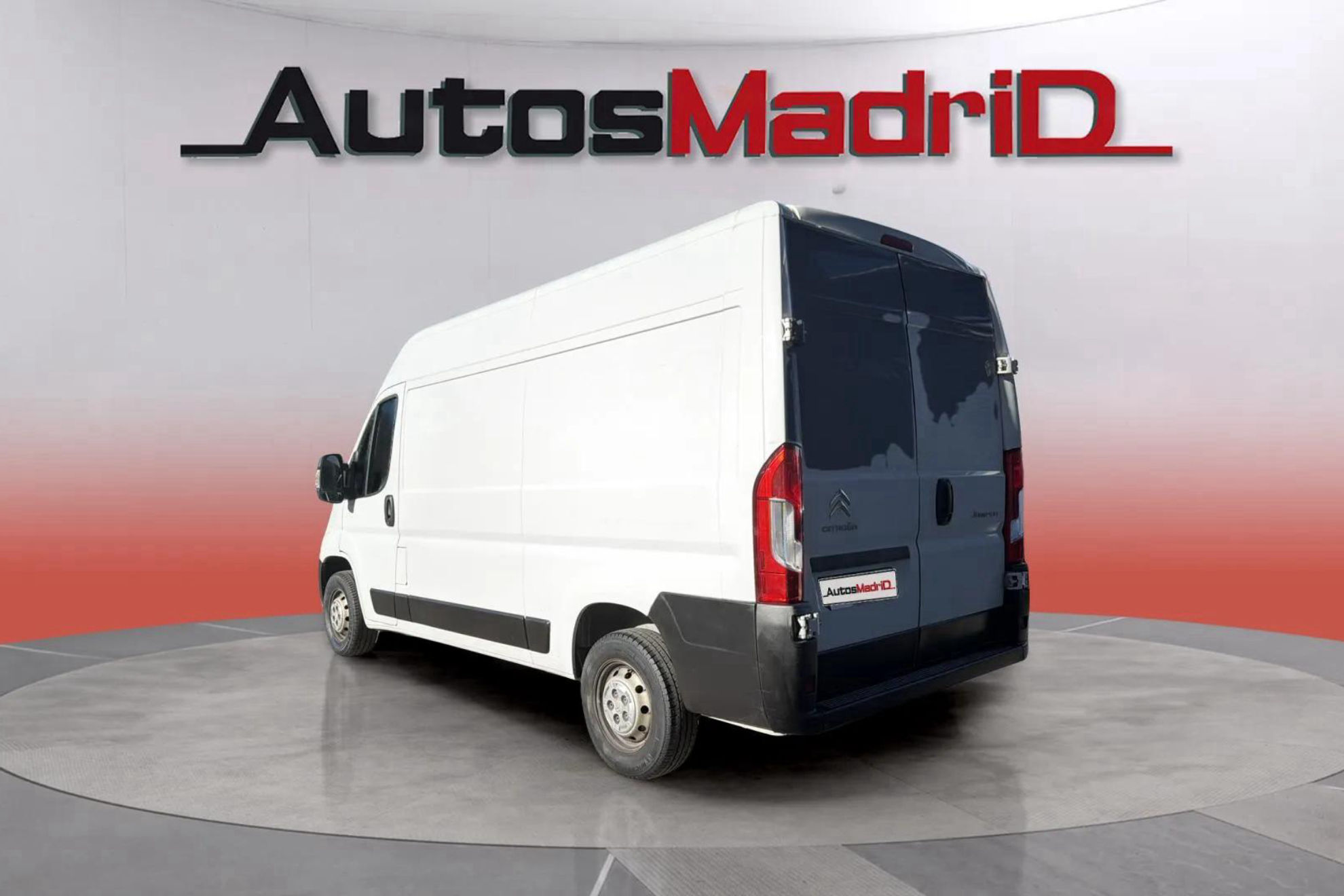 Citroën Jumper BlueHDi Furgón 35L2H2 - foto 5