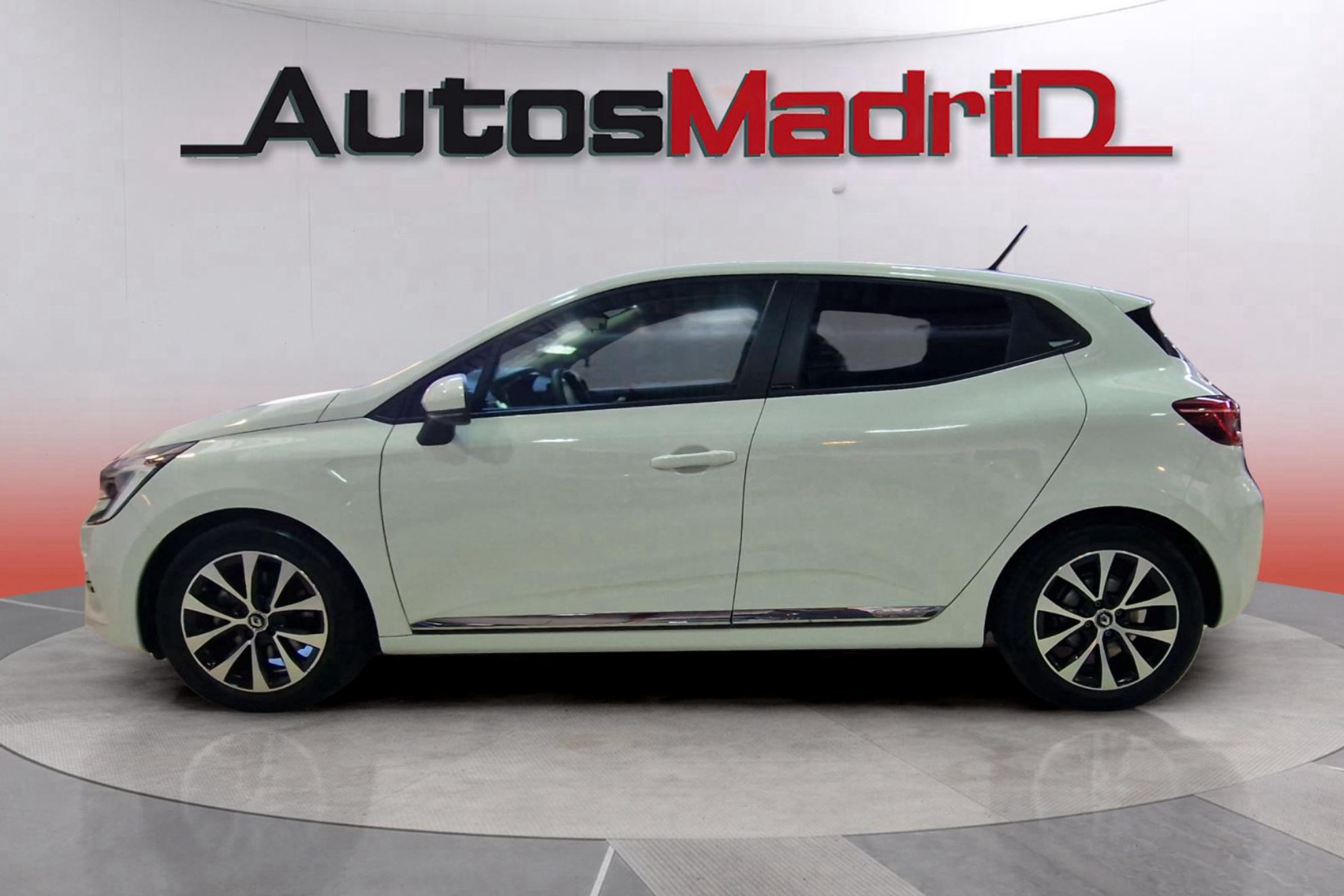Renault Clio Intens E-Tech Híbrido - foto 4