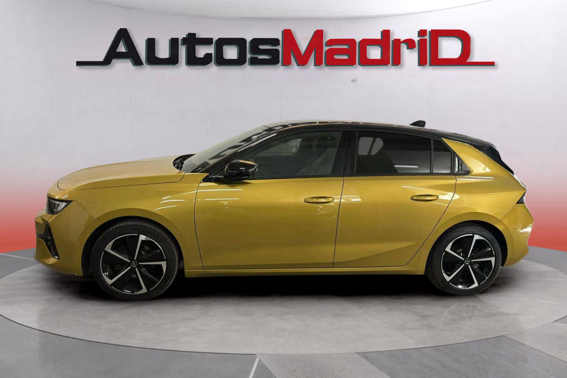 Opel Astra 1.2T XHT GS - foto 4