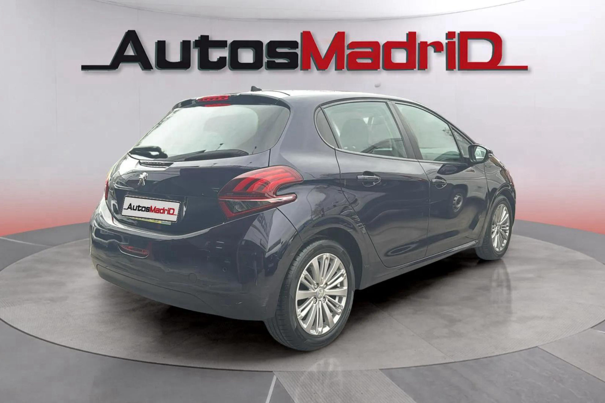 Peugeot 208 Allure 1.2L PureTech - foto 7