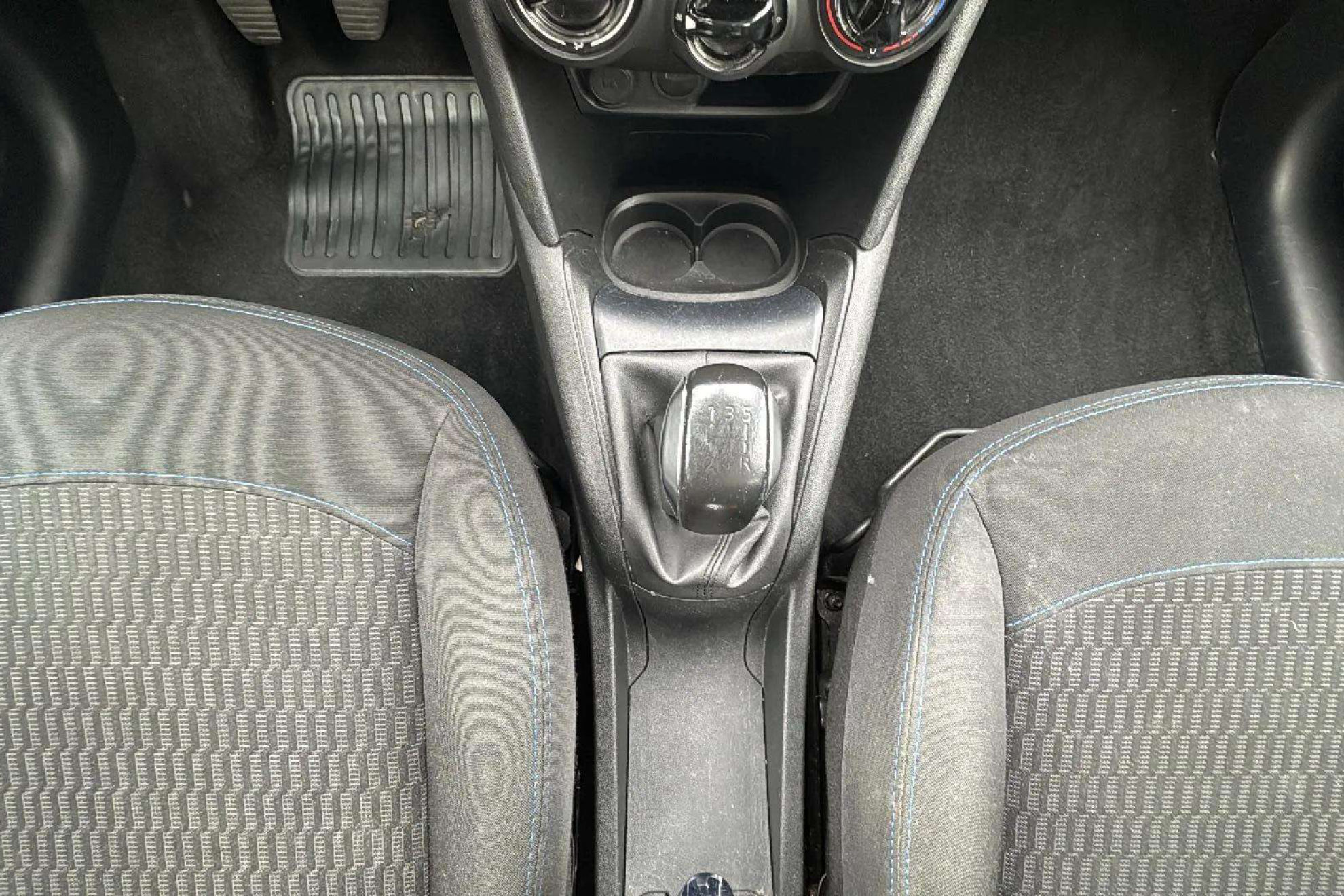 Peugeot 208 Allure 1.2L PureTech - foto 16