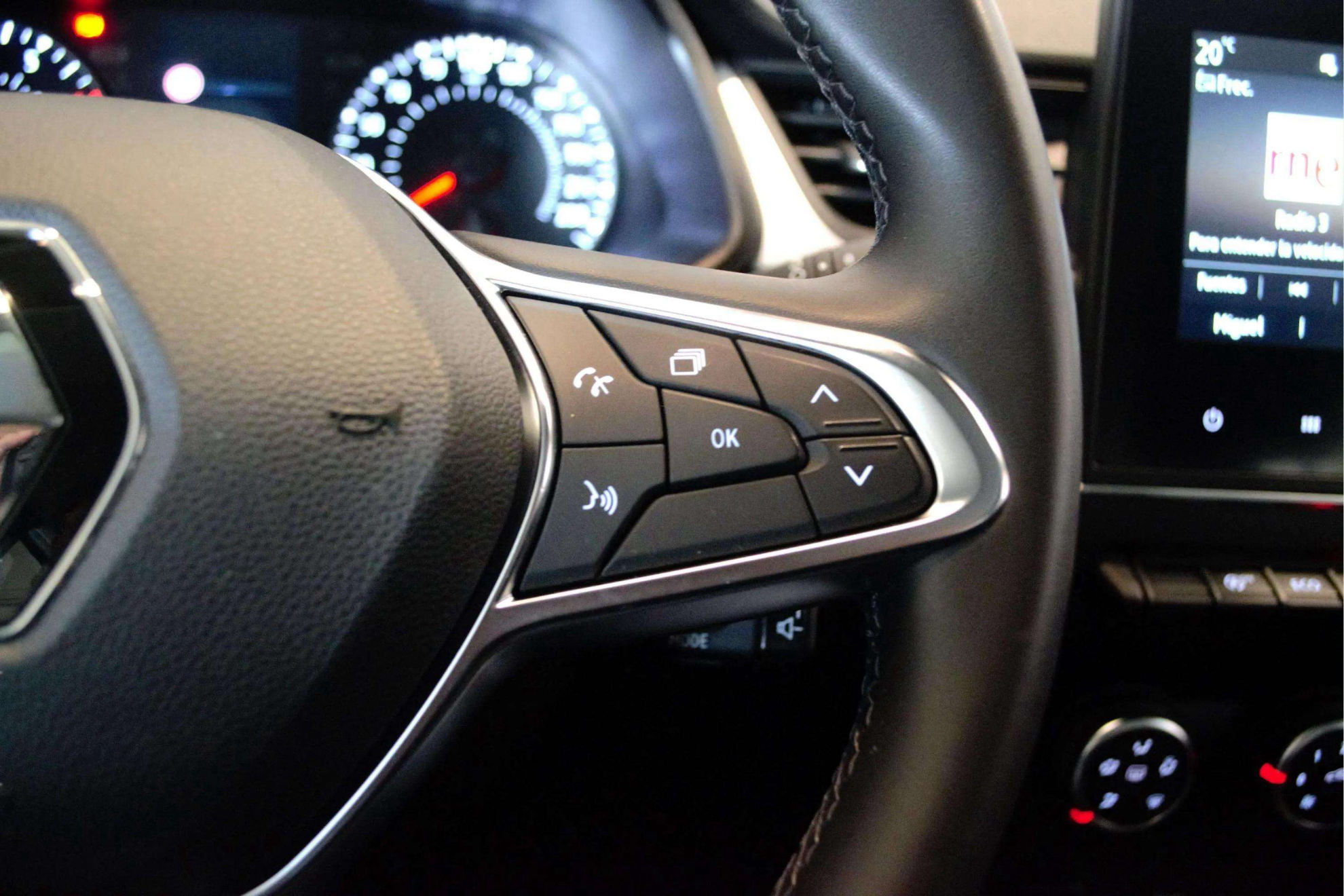 Renault Captur evolution TCe GLP - foto 20