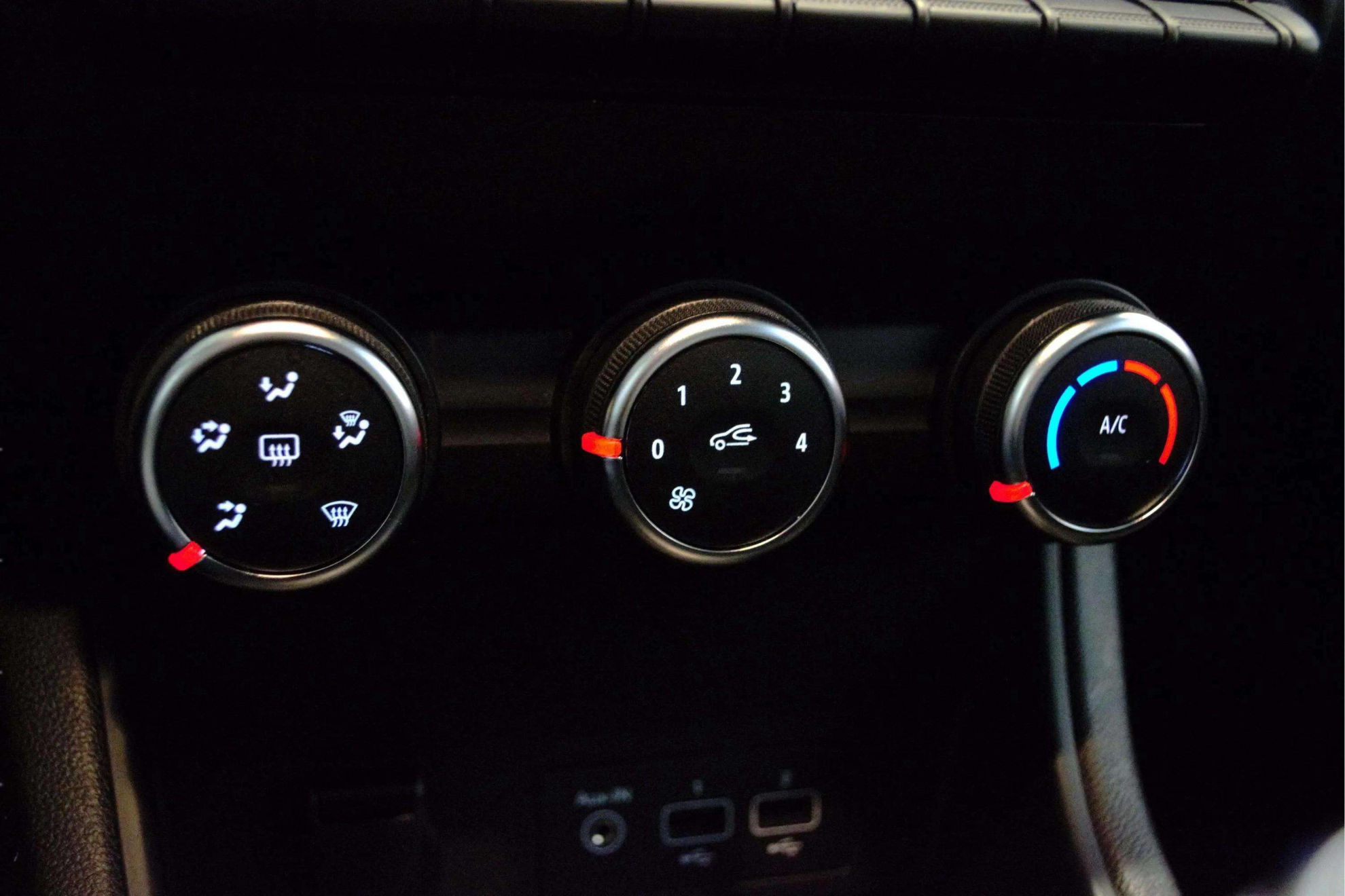 Renault Captur evolution TCe GLP - foto 30