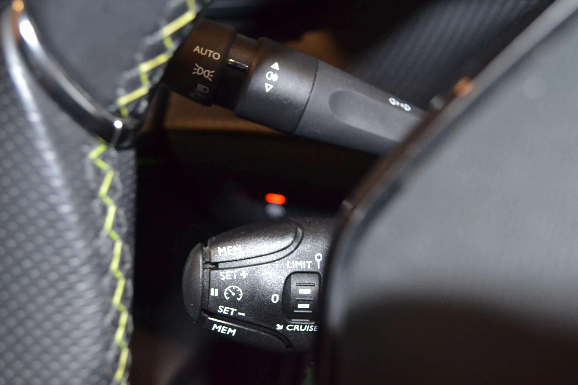 Peugeot 2008 GT PureTech 130 - foto 22