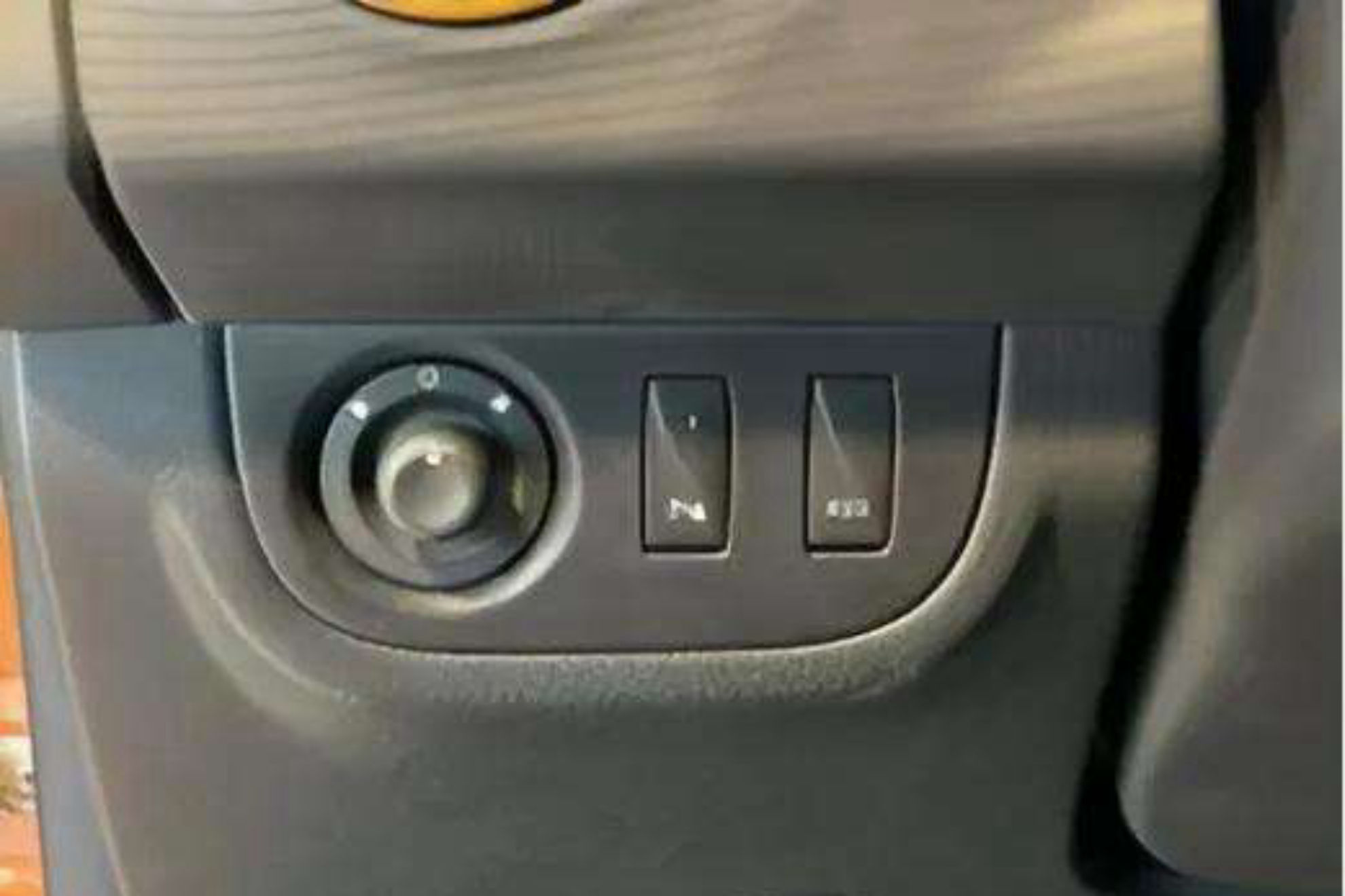 Dacia Sandero Stepway Essential TCe 18 - foto 12