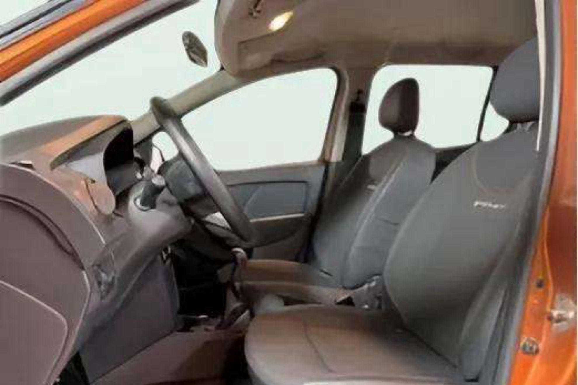 Dacia Sandero Stepway Essential TCe 18 - foto 9