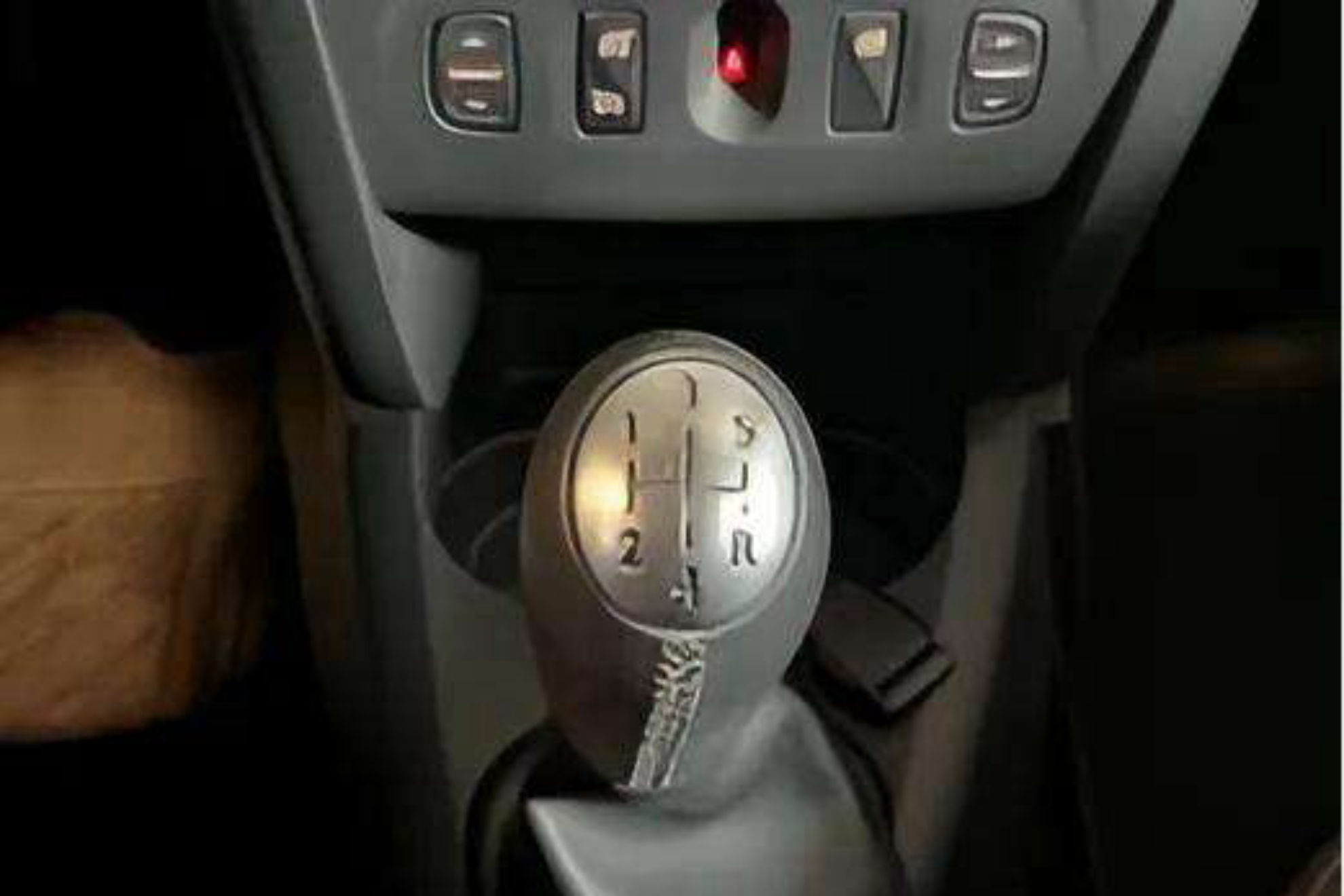 Dacia Sandero Stepway Essential TCe 18 - foto 22