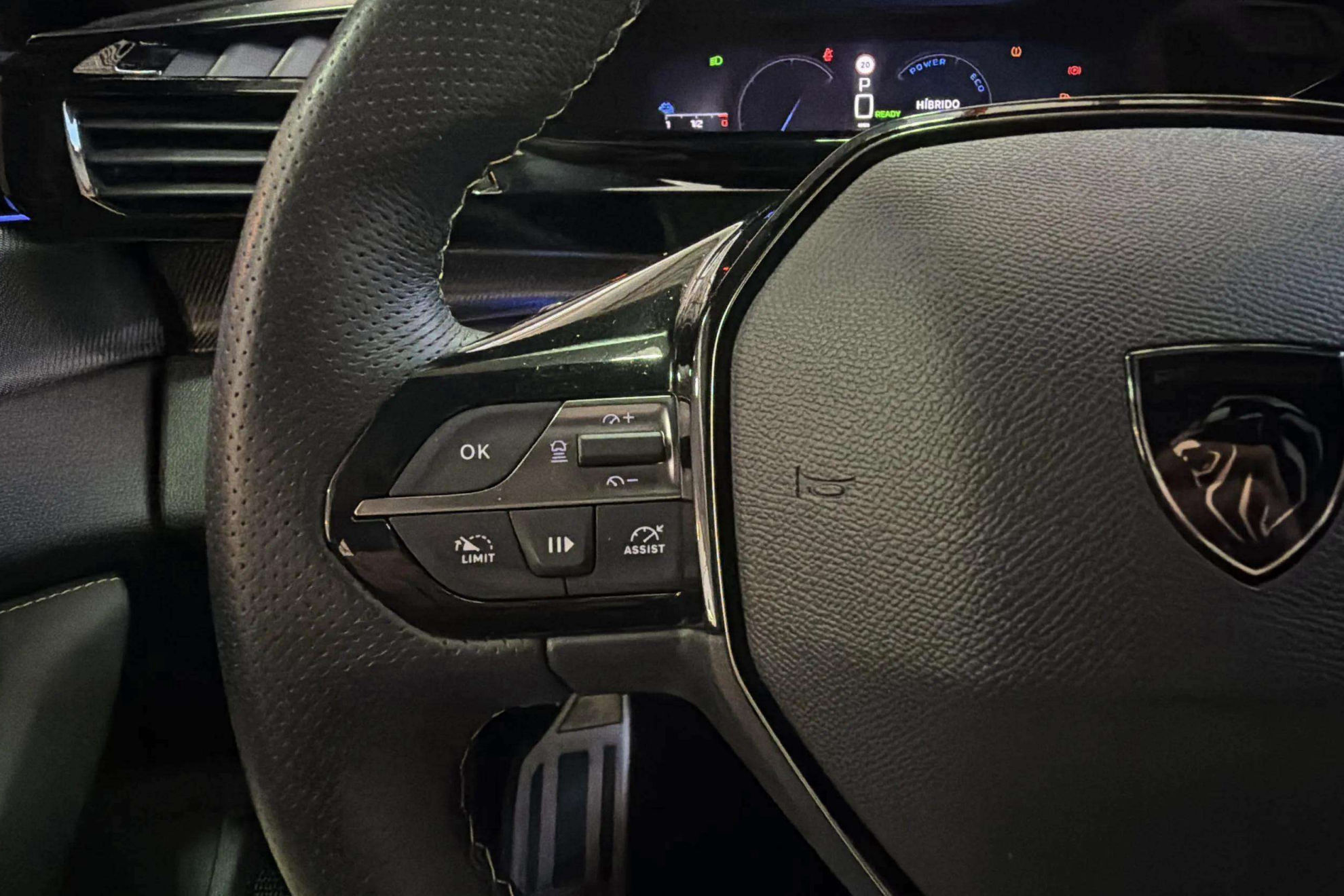 Peugeot 308 GT Hybrid 180 eEAT8 - foto 20