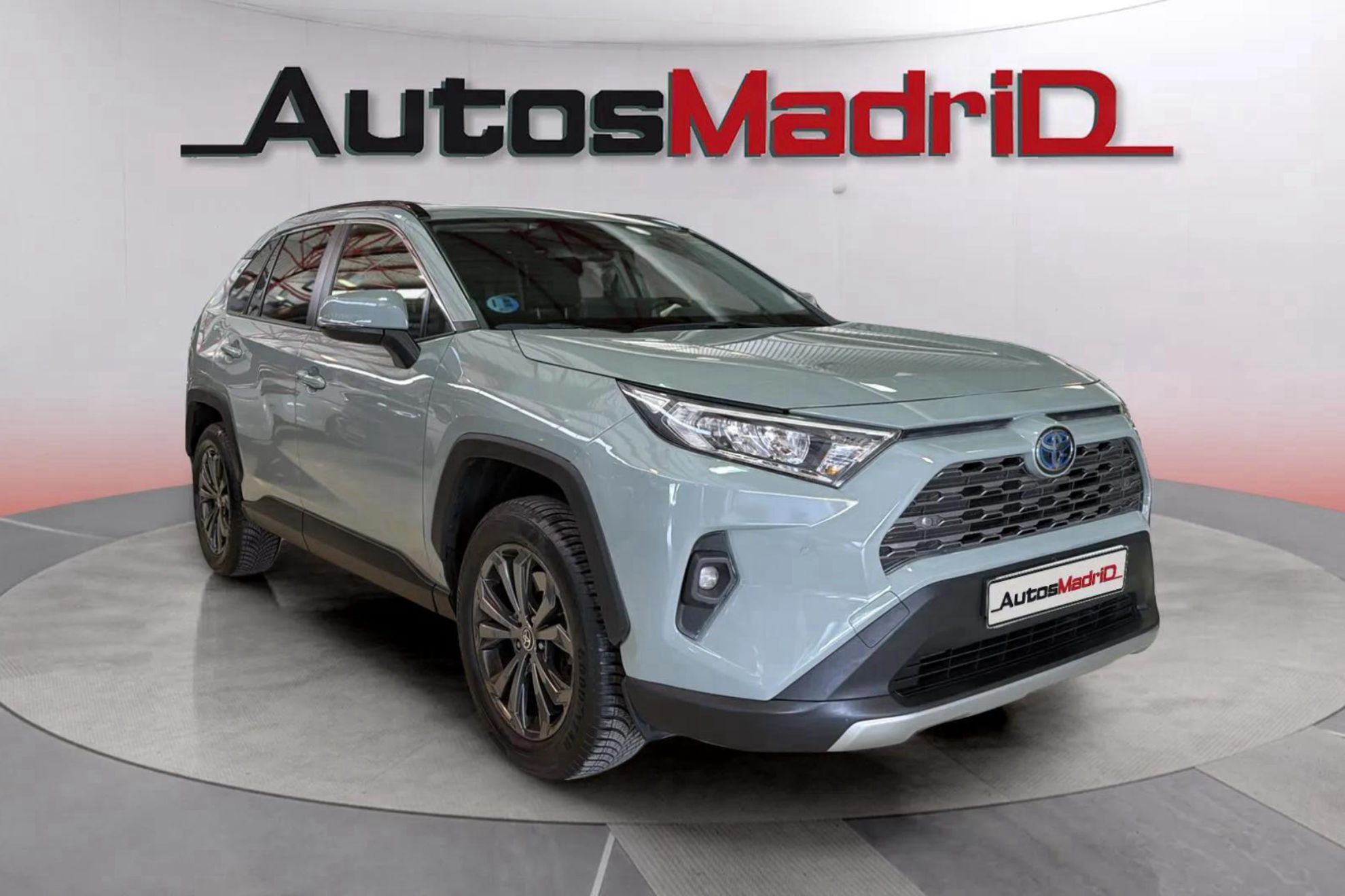 Toyota RAV4 2.5l 220H Advance