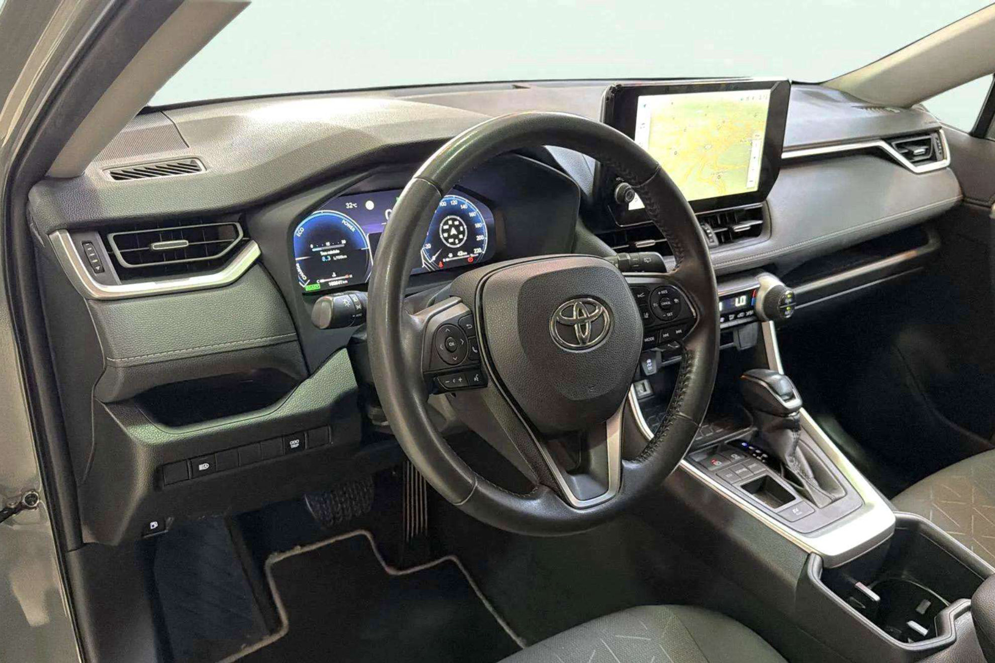 Toyota RAV4 2.5l 220H Advance - foto 11