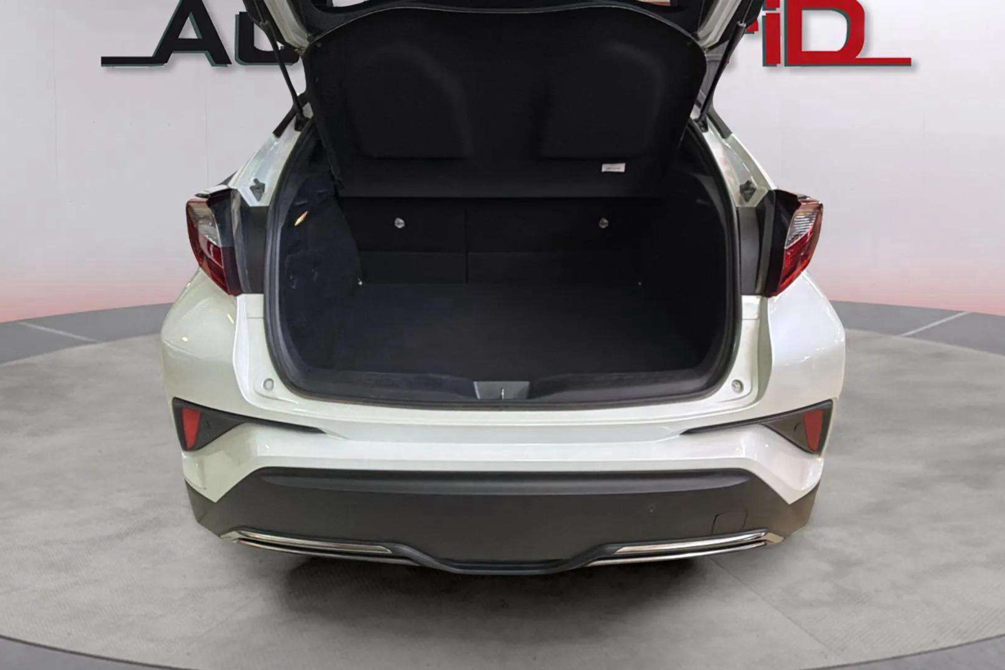 Toyota C-HR 2.0 180H Advance - foto 7