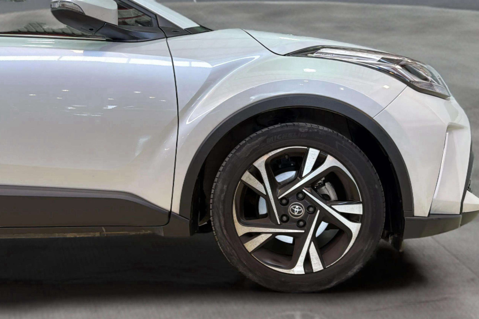 Toyota C-HR 2.0 180H Advance - foto 10
