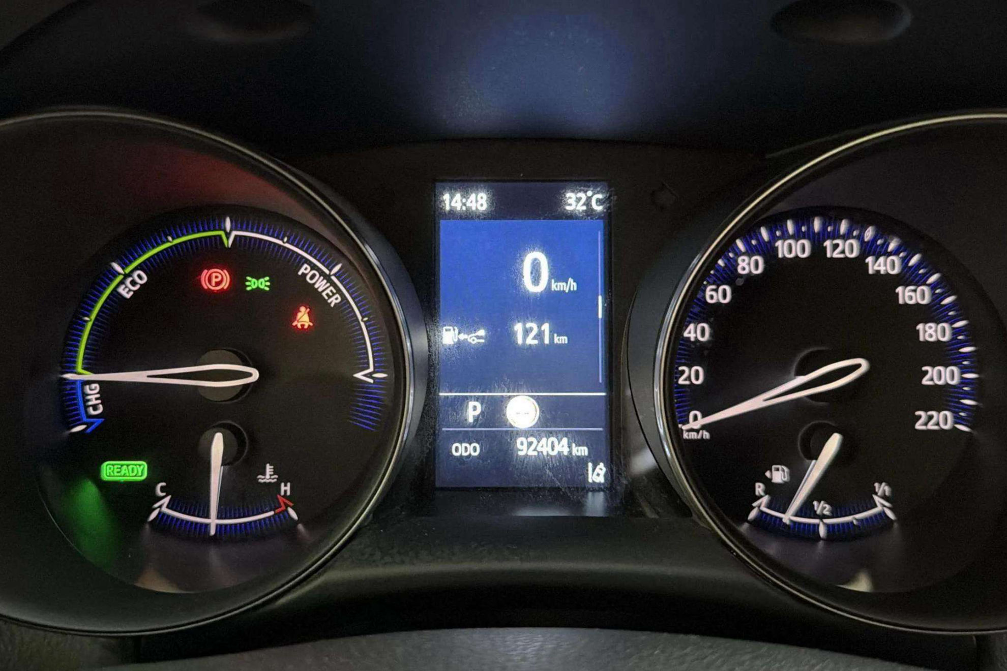 Toyota C-HR 2.0 180H Advance - foto 21
