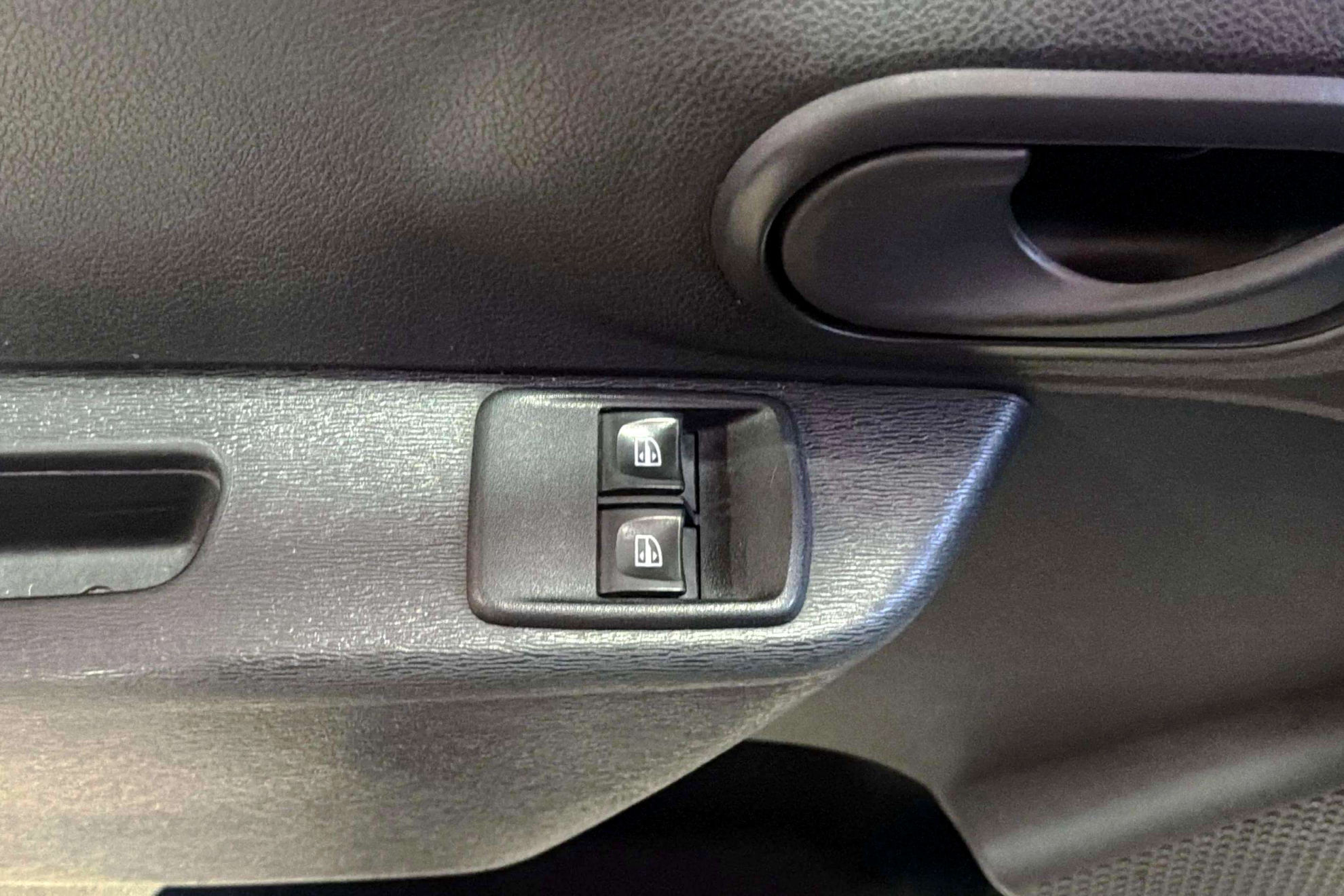 Dacia Dokker Van Essential 1.6 GLP - foto 11