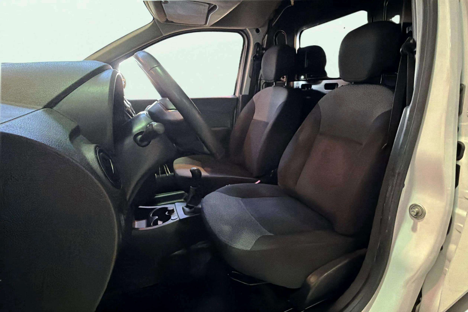 Dacia Dokker Van Essential 1.6 GLP - foto 10