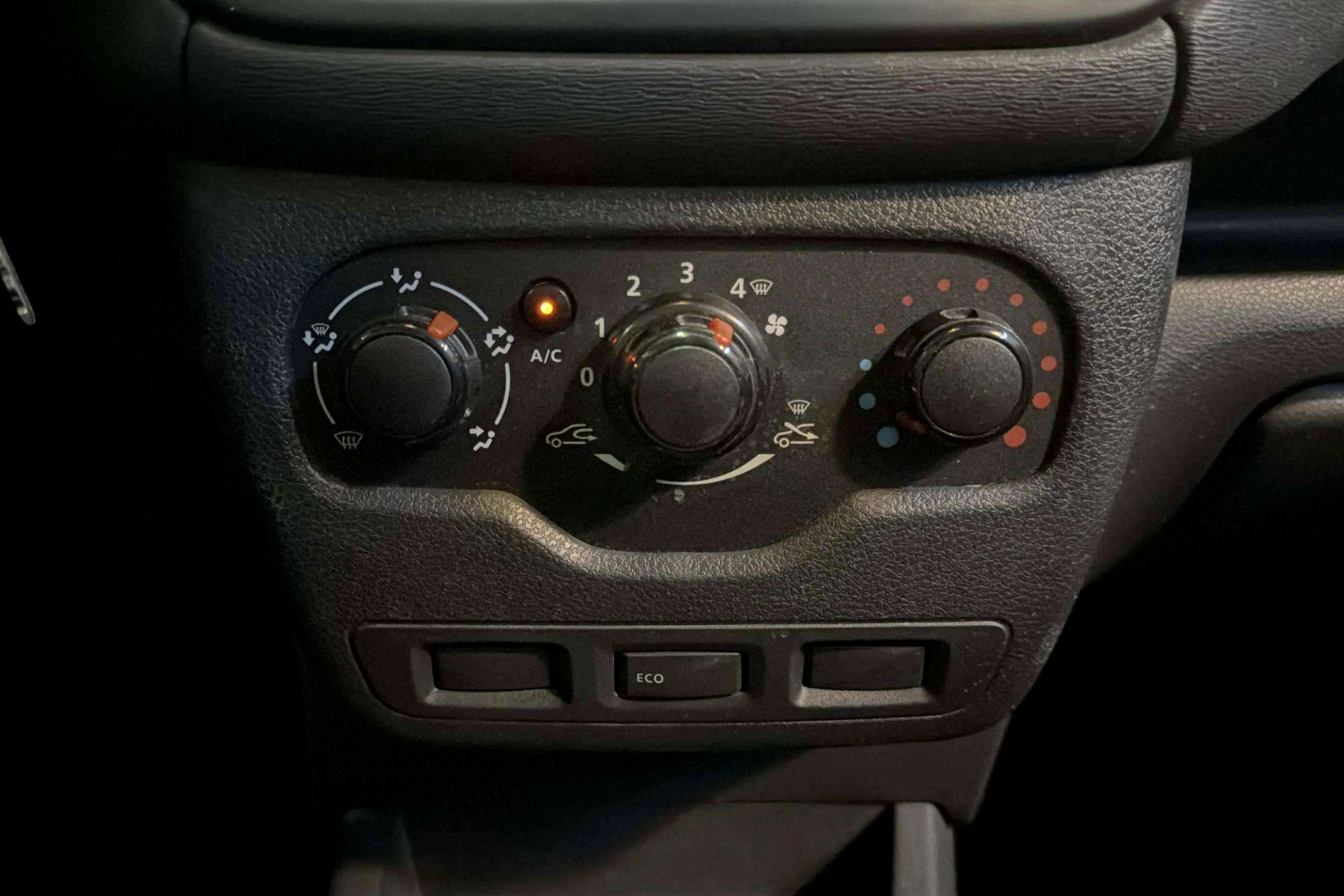 Dacia Dokker Van Essential 1.6 GLP - foto 17