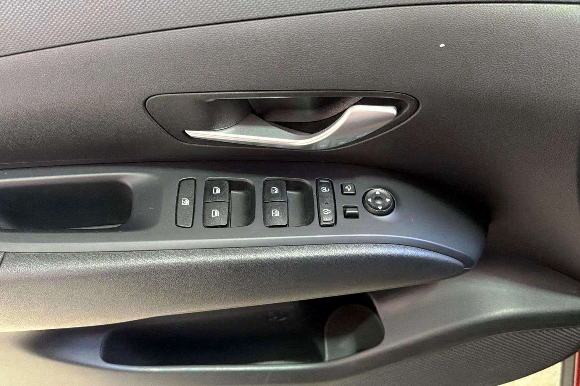 Hyundai Tucson 1.6 T-GDi HEV Maxx - foto 14