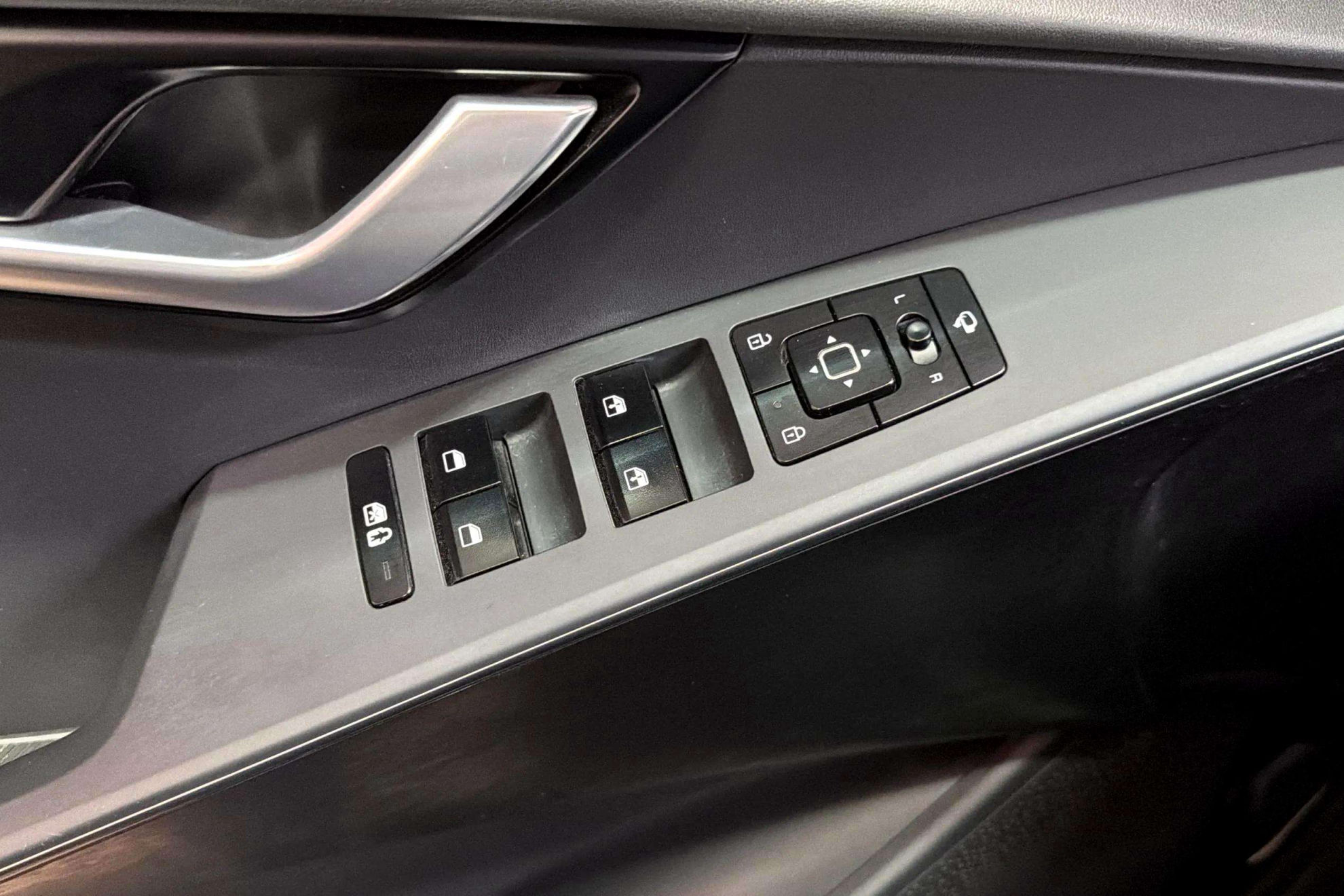 Kia Niro 1.6 GDi HEV Drive - foto 13