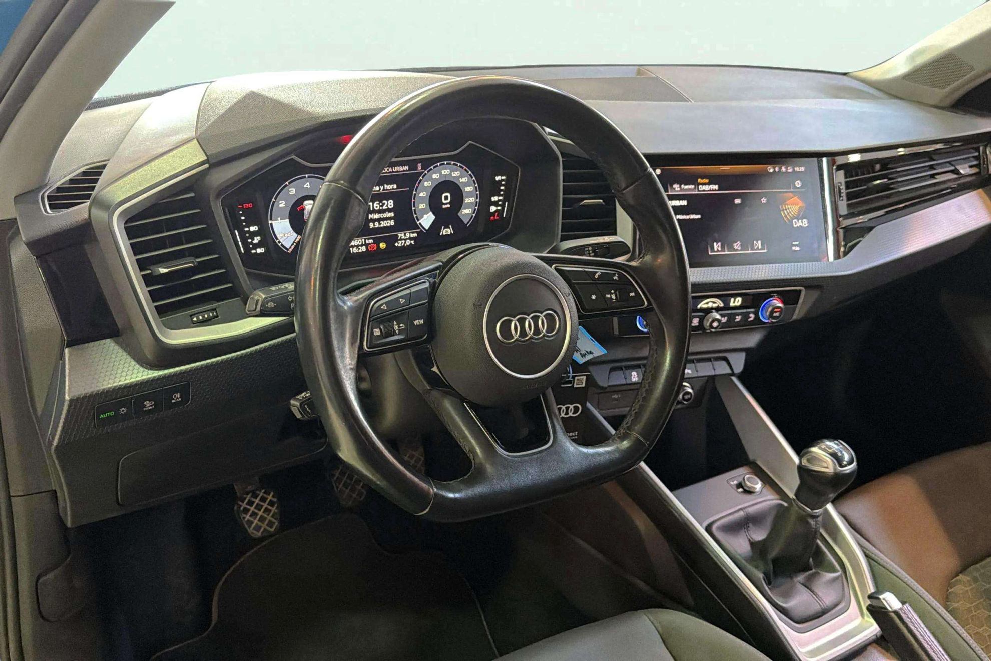 Audi A1 Sportback S line 25 TFSI - foto 11