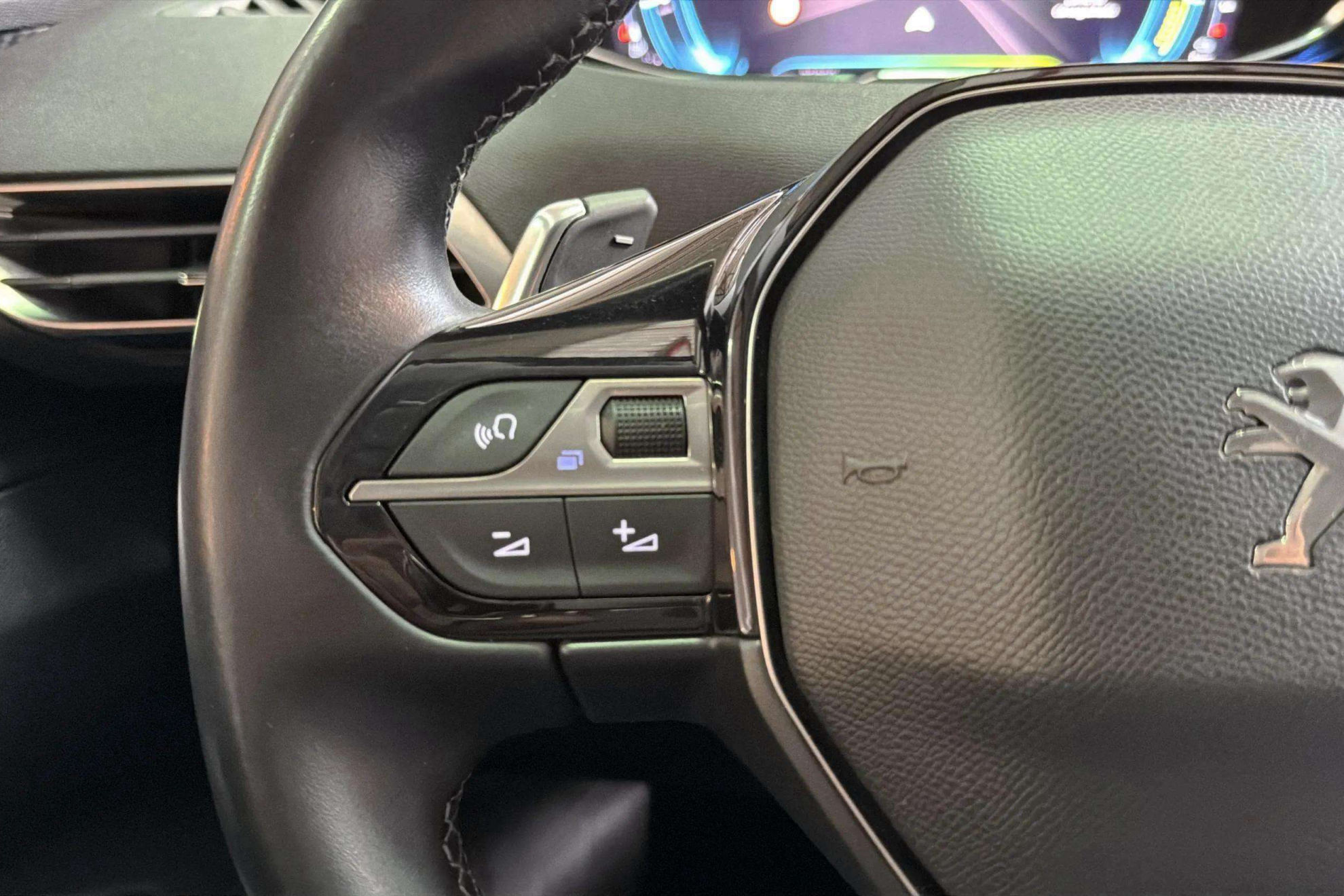 Peugeot 3008 225 e-EAT8 Allure Pack - foto 19