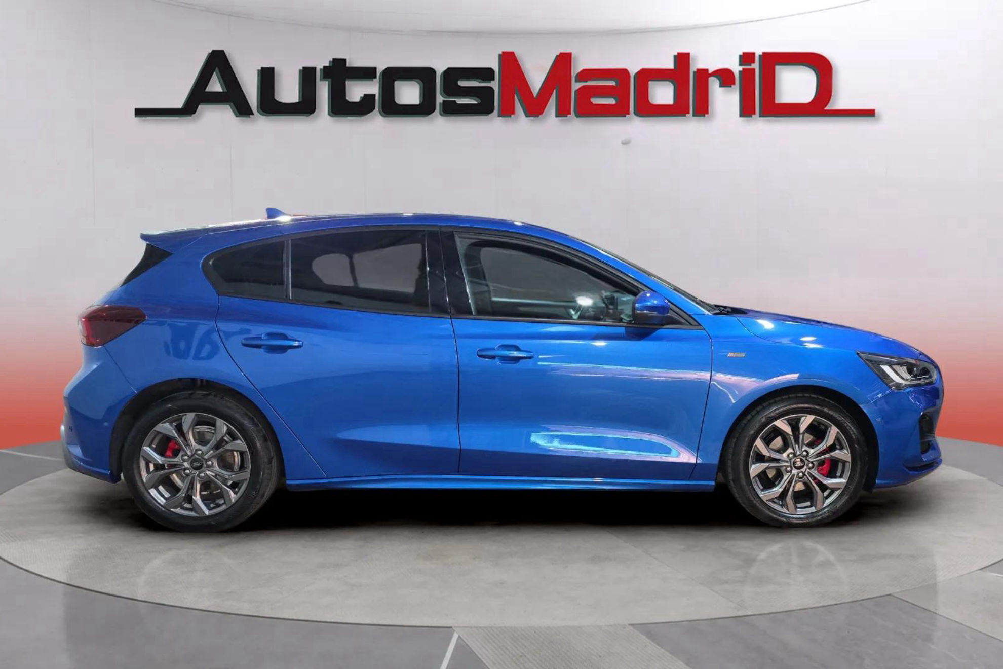 Ford Focus 1.0 EcoBoost MHEV ST-Line - foto 8