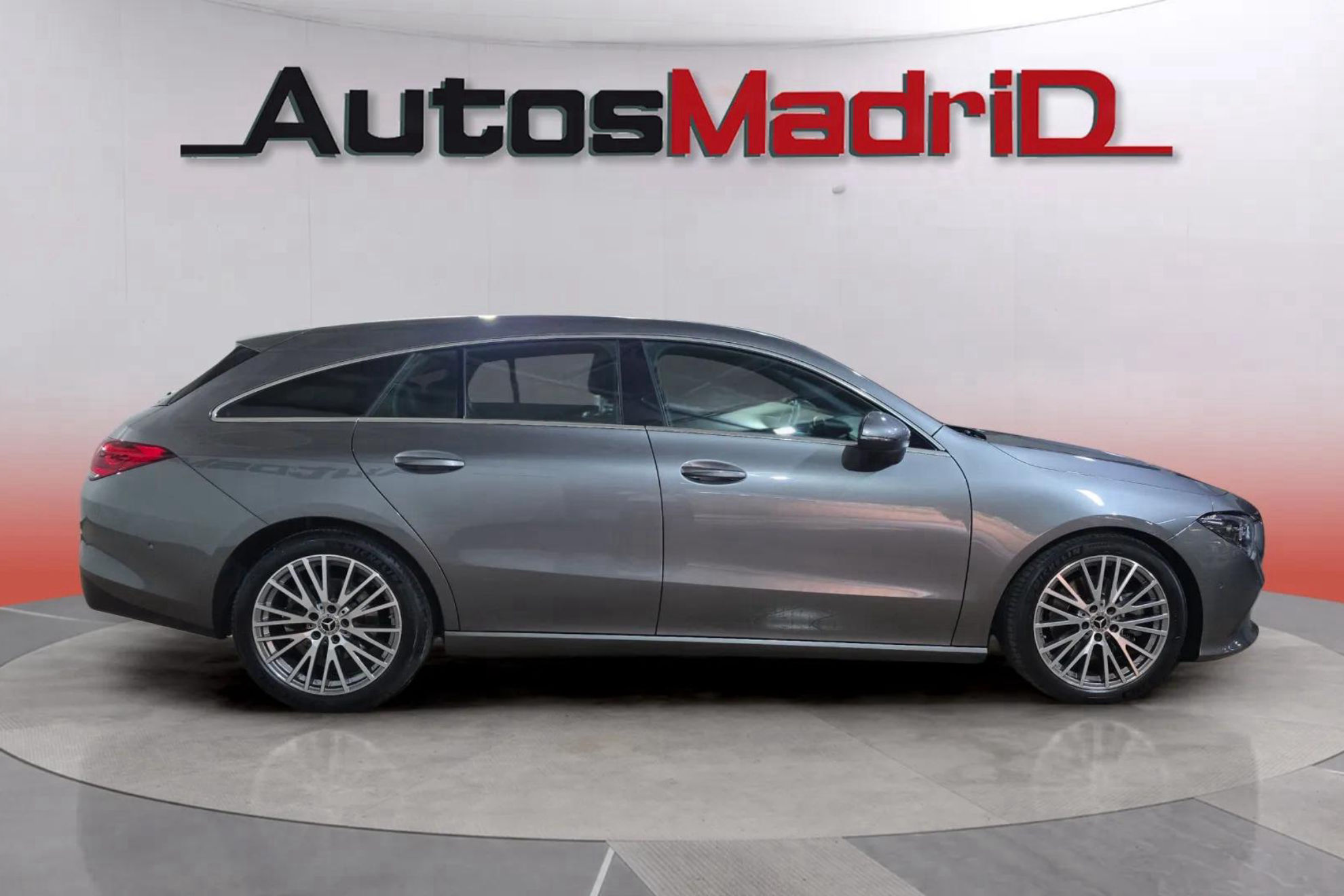 Mercedes-Benz CLA 220 D DCT Shooting Brake - foto 8