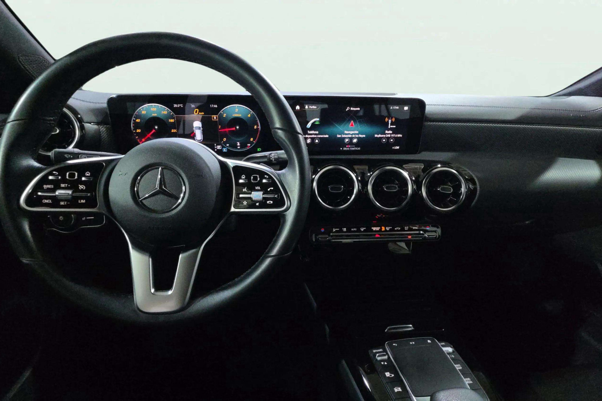 Mercedes-Benz CLA 220 D DCT Shooting Brake - foto 9