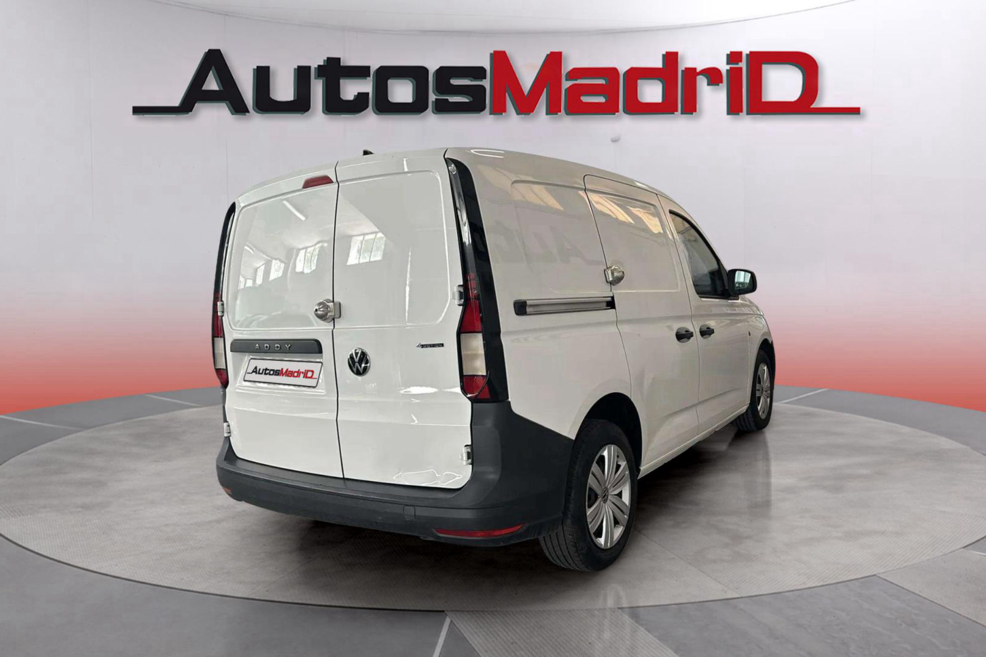 Volkswagen Caddy Cargo 2.0 TDI - foto 7