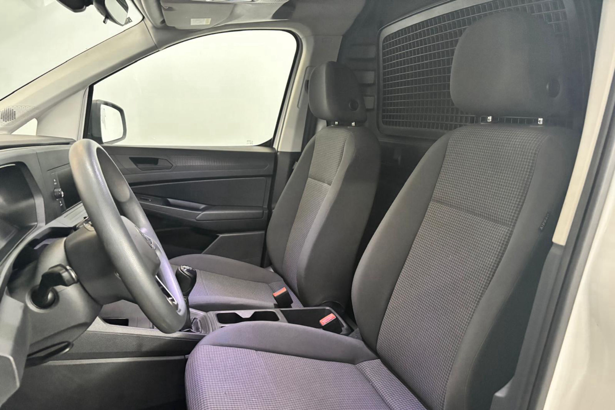 Volkswagen Caddy Cargo 2.0 TDI - foto 10