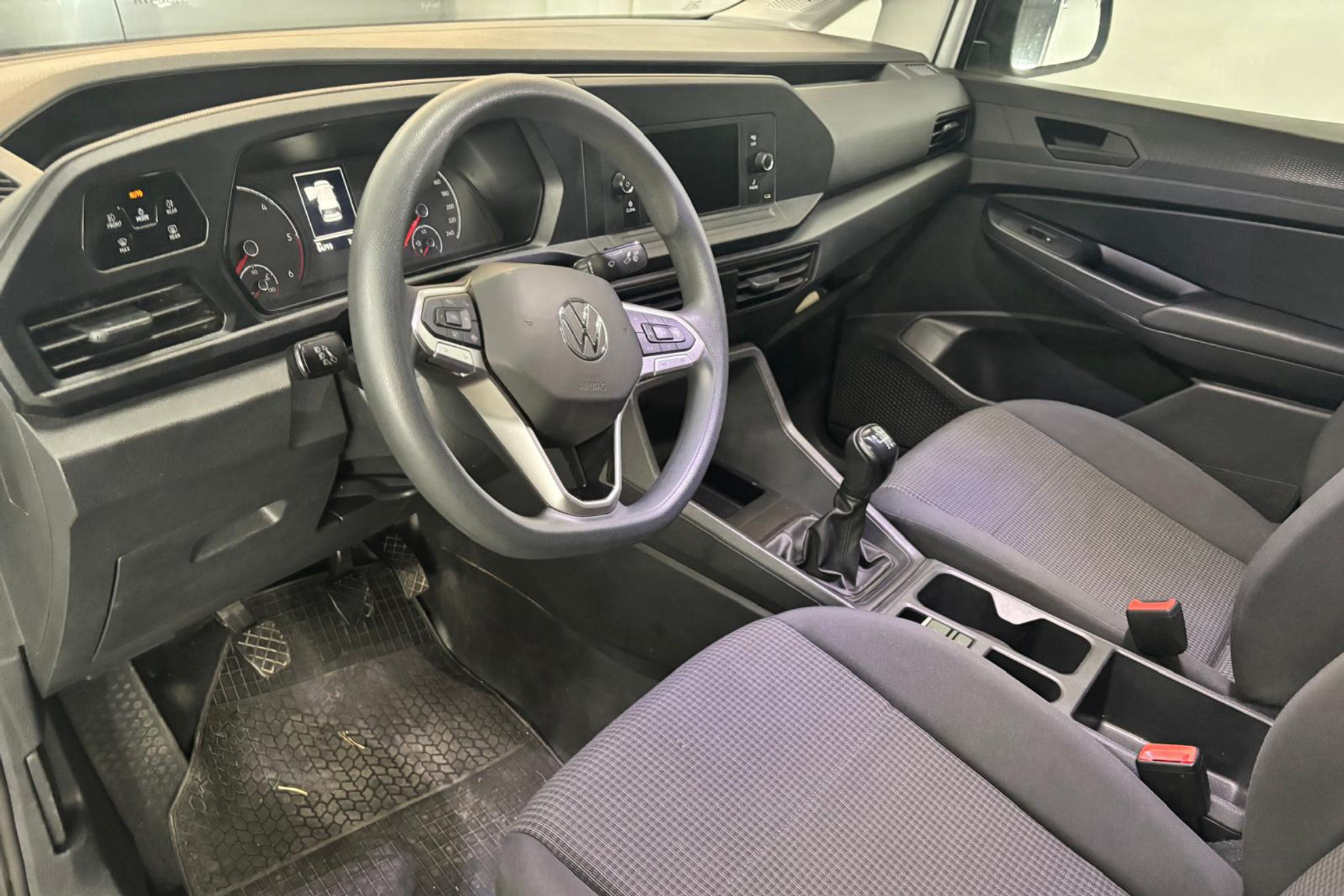 Volkswagen Caddy Cargo 2.0 TDI - foto 9