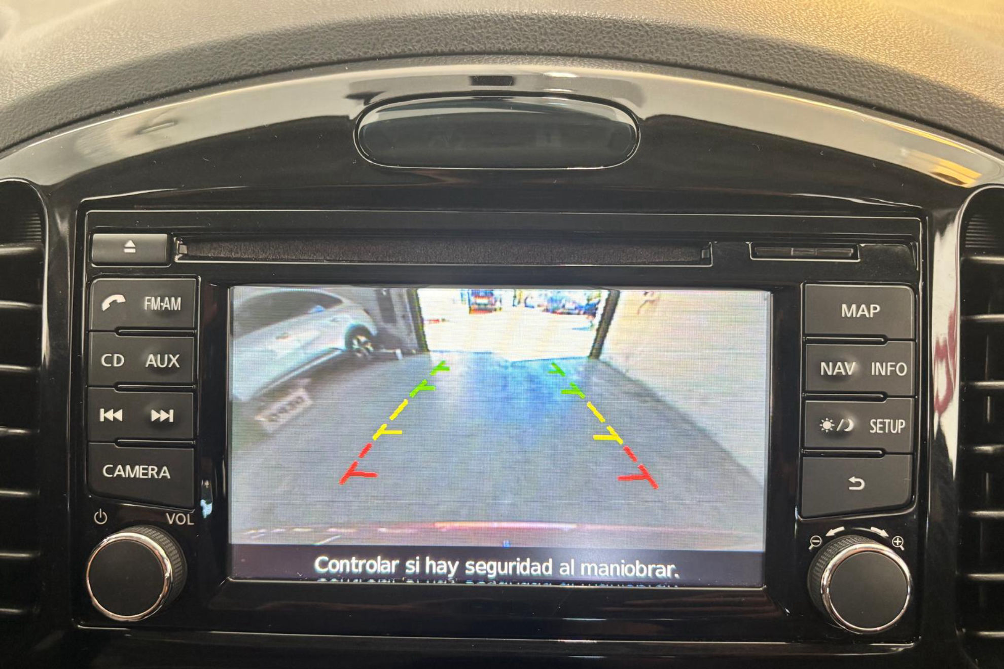 Nissan Juke 1.6 N-TEC 4x2 - foto 24