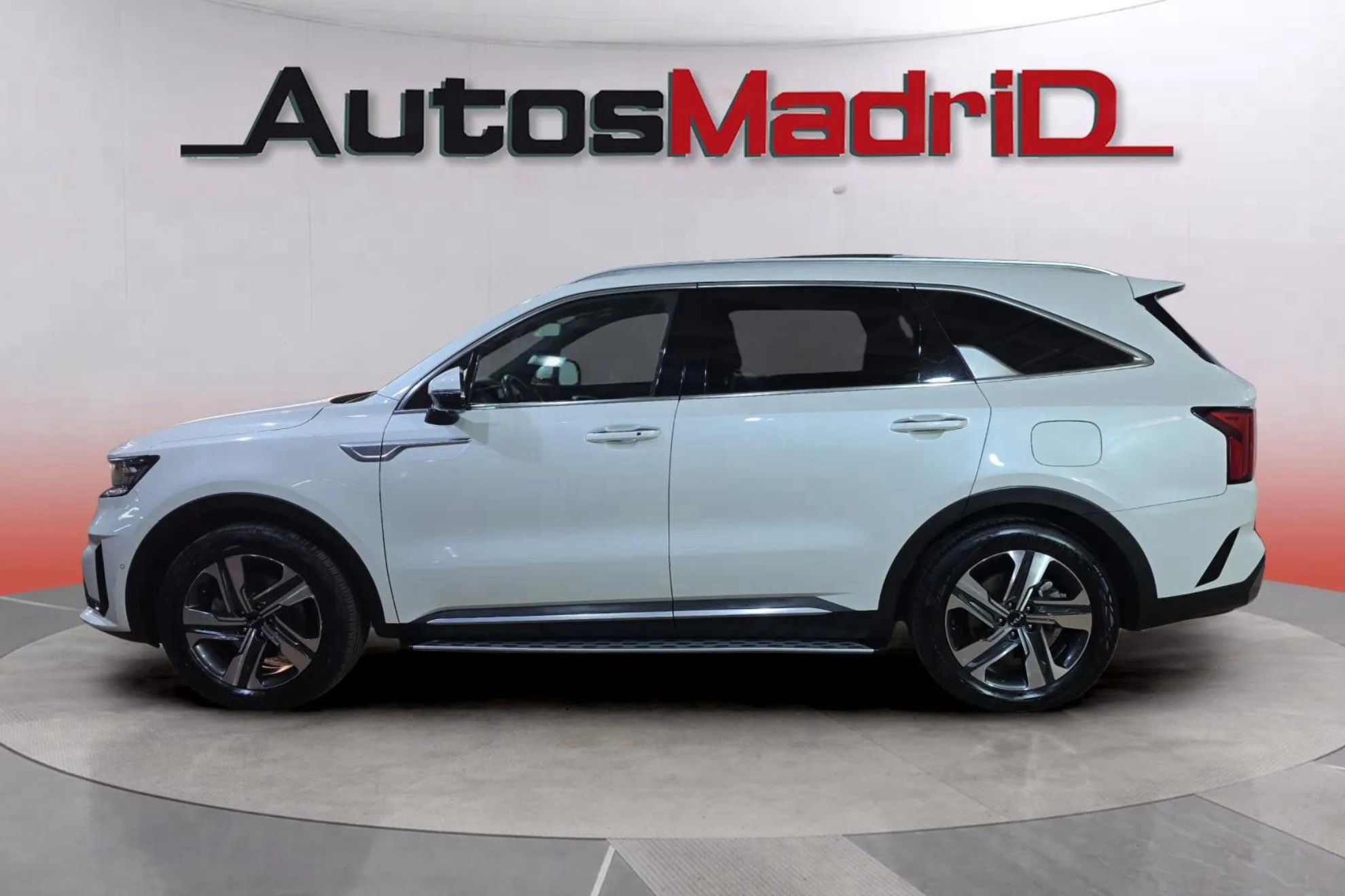 Kia Sorento 1.6 T-GDi PHEV Emotion 4x4 7 plazas P.Luxury - foto 4