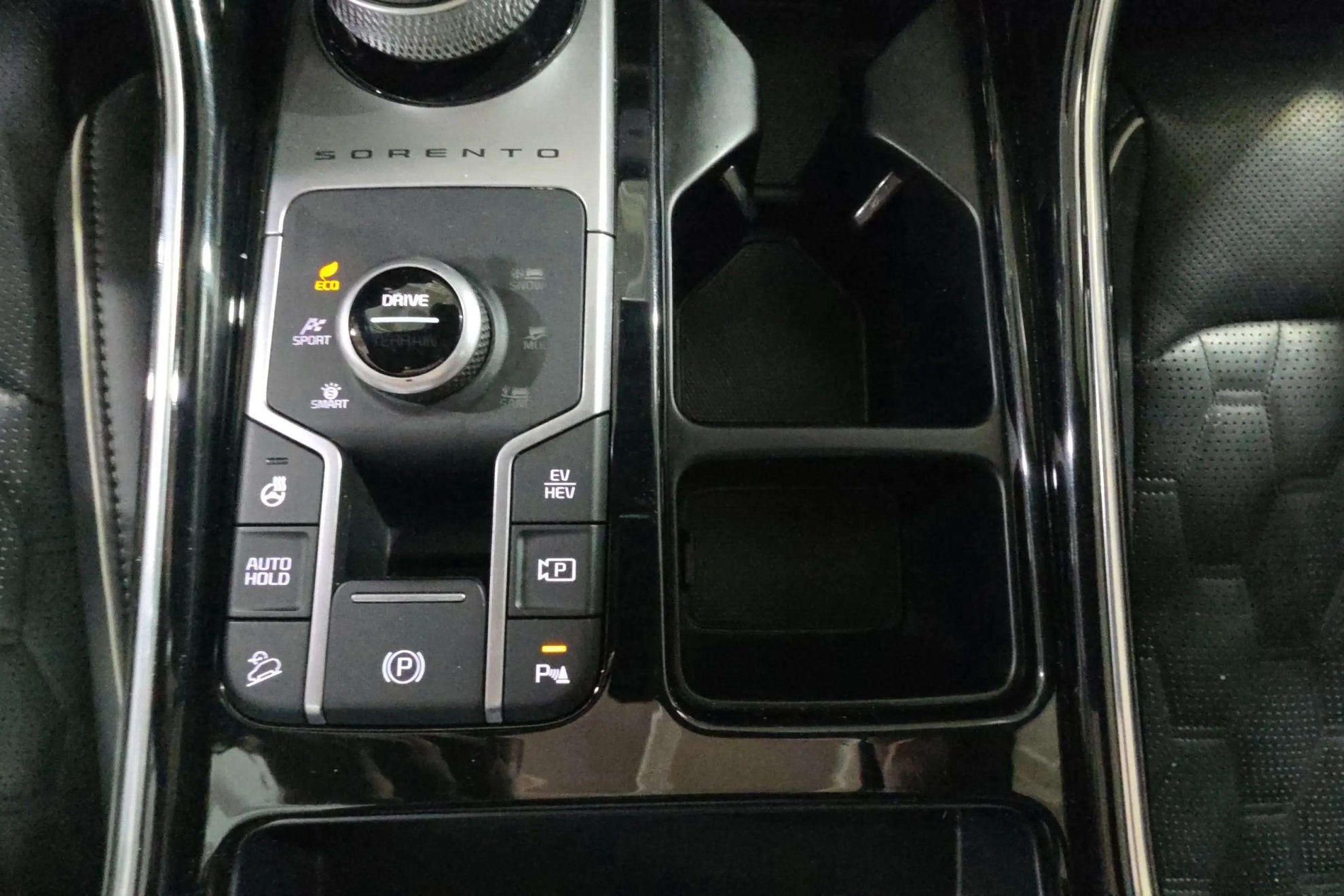 Kia Sorento 1.6 T-GDi PHEV Emotion 4x4 7 plazas P.Luxury - foto 30