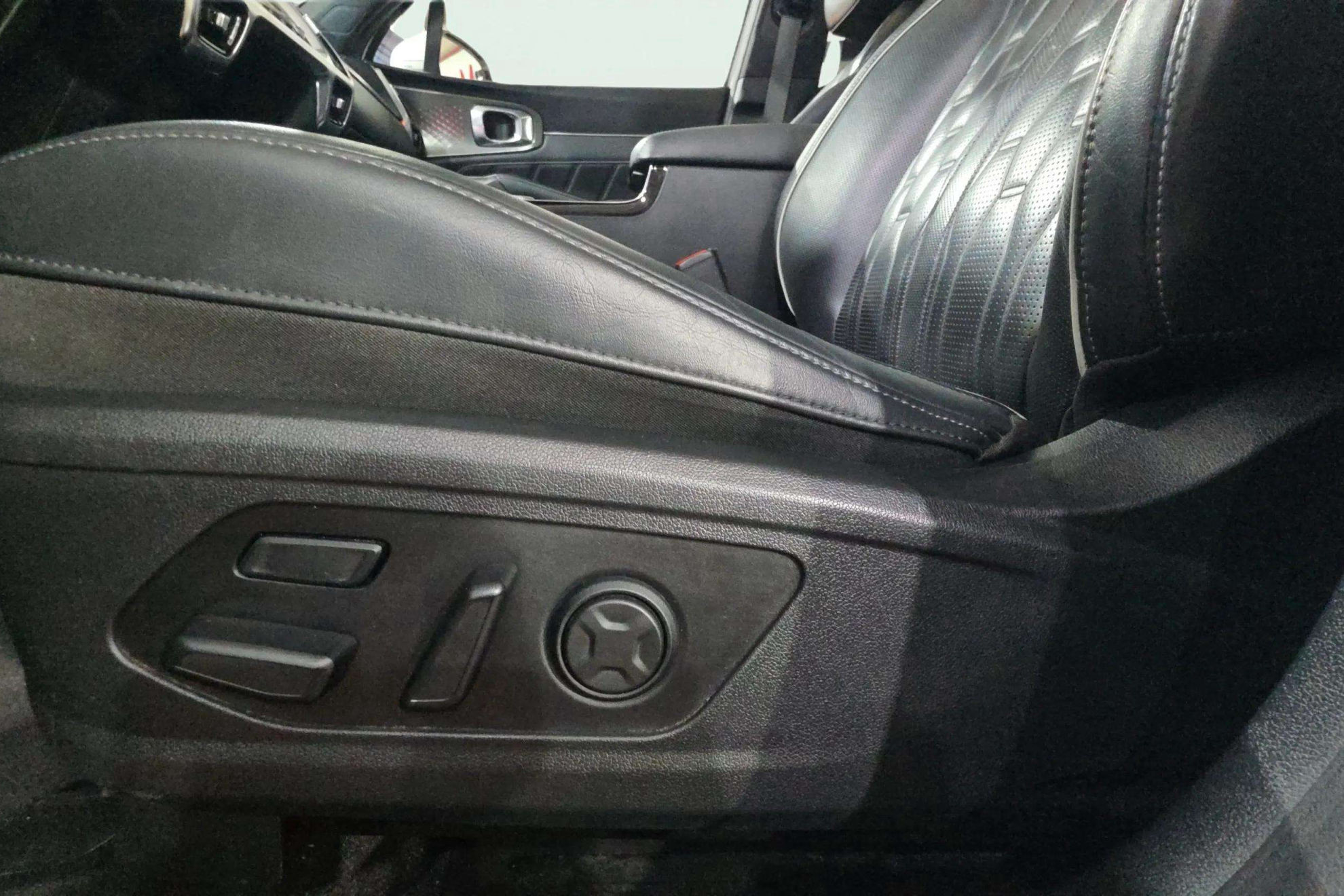 Kia Sorento 1.6 T-GDi PHEV Emotion 4x4 7 plazas P.Luxury - foto 32