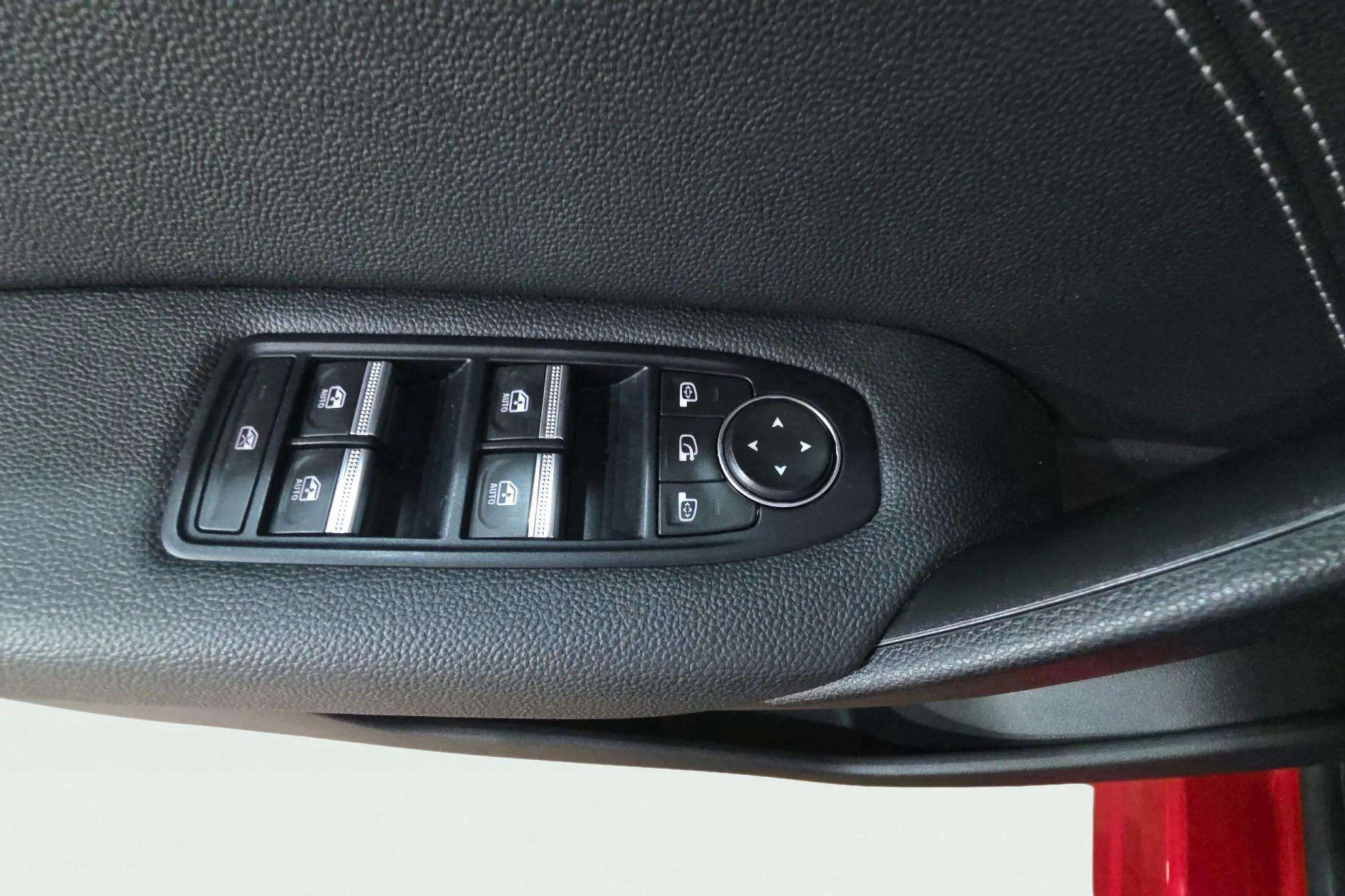 Renault Captur techno TCe - foto 17