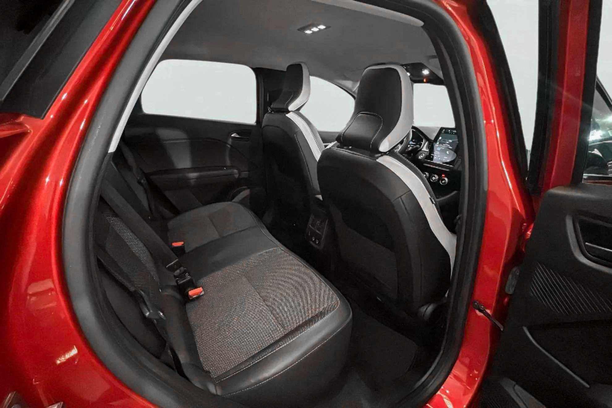 Renault Captur techno TCe - foto 15