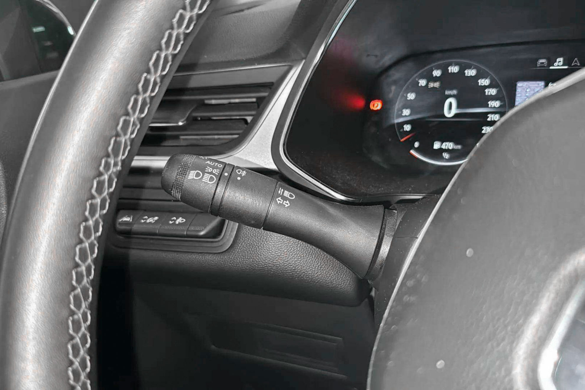 Renault Captur techno TCe - foto 23
