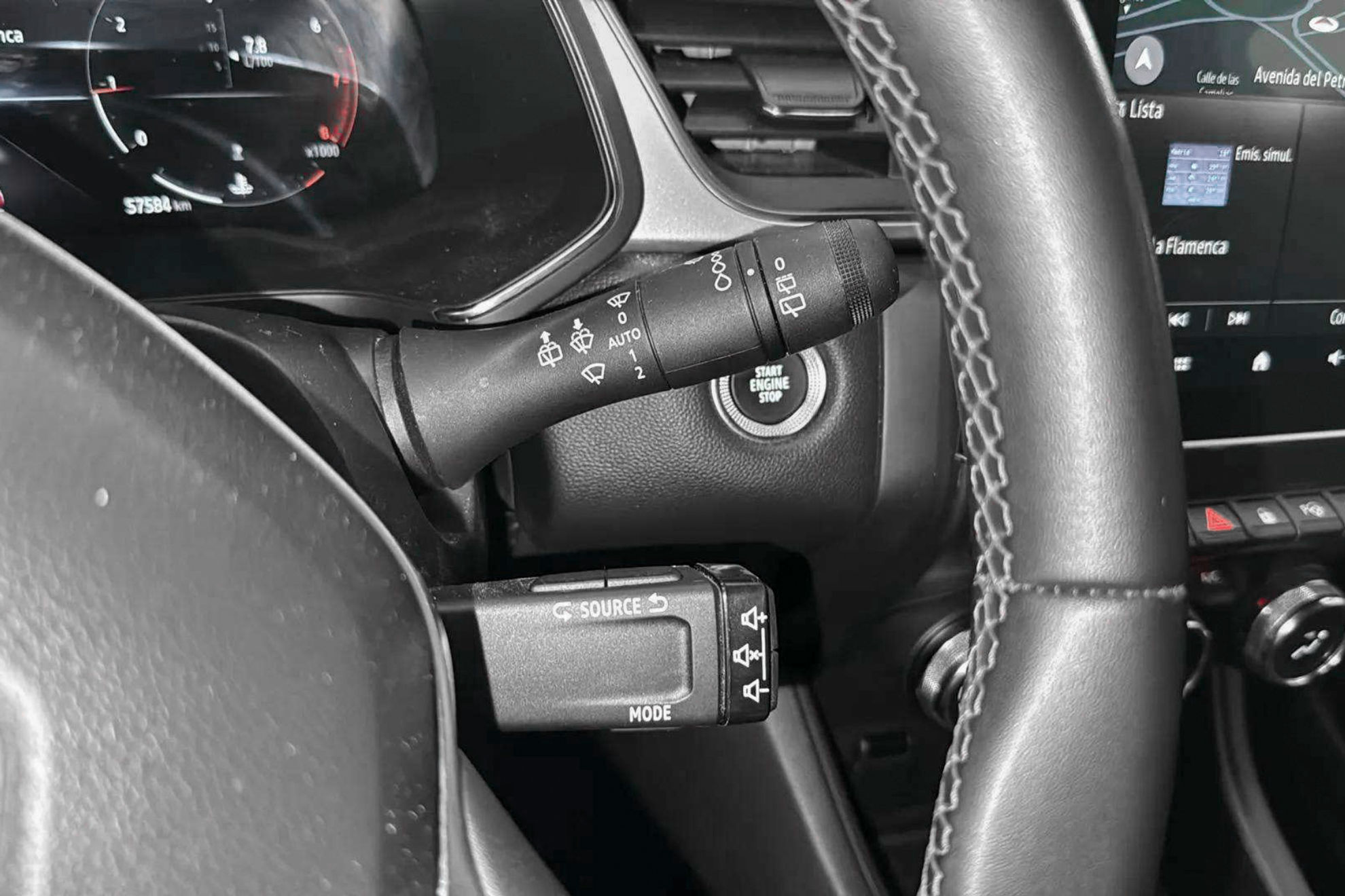 Renault Captur techno TCe - foto 24