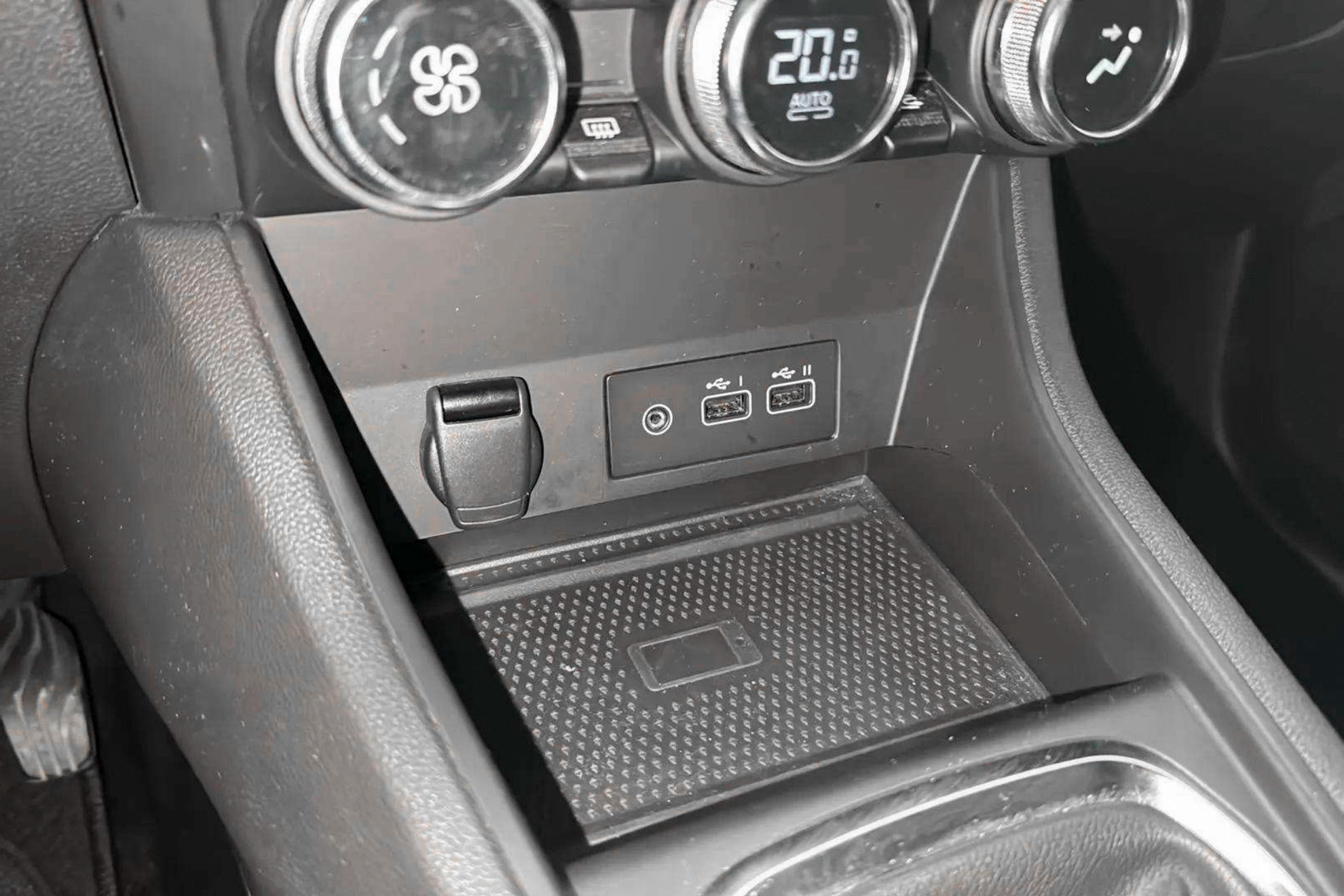 Renault Captur techno TCe - foto 33