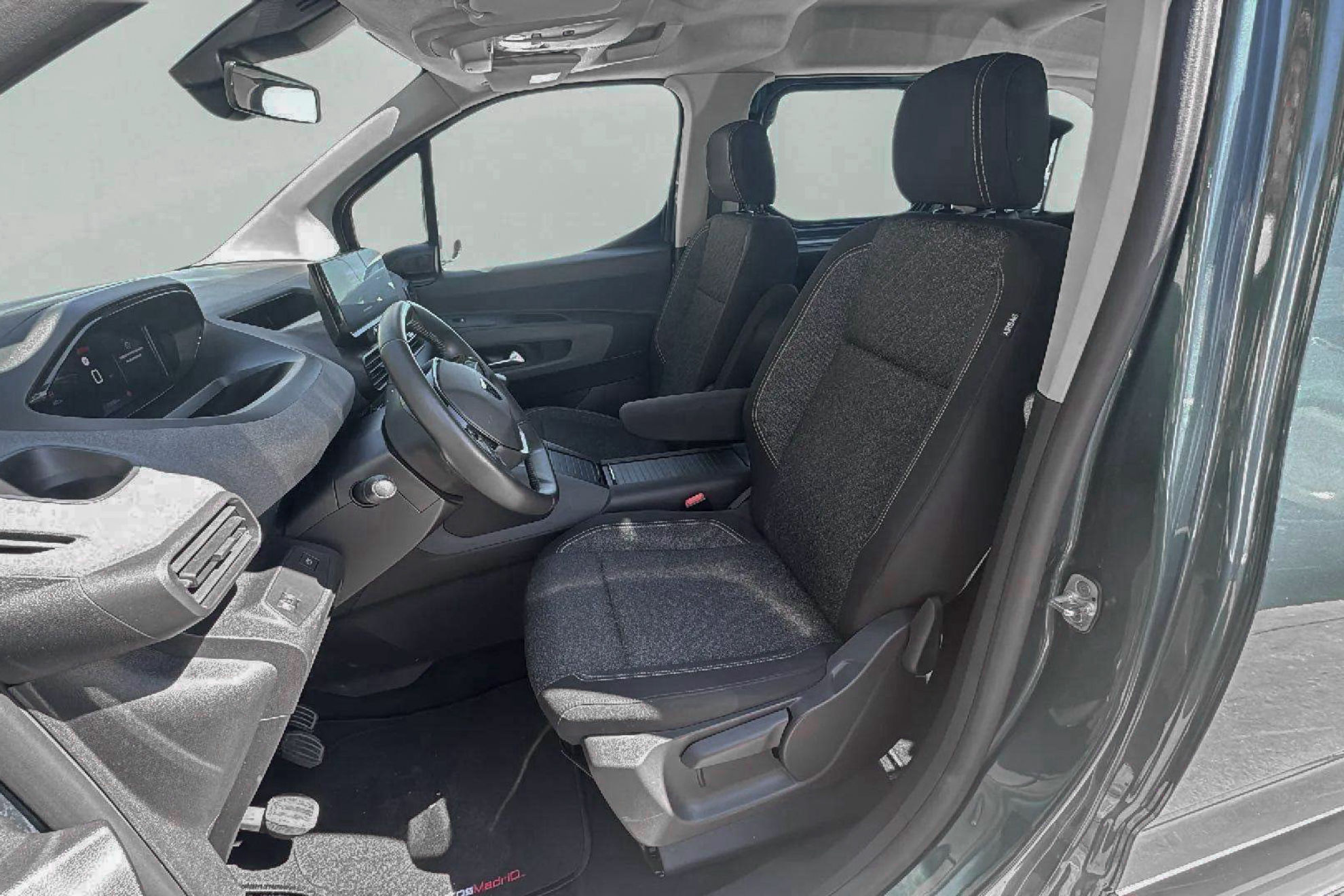 Peugeot Rifter Allure Business Long BlueHDi 100 (N1) - foto 11