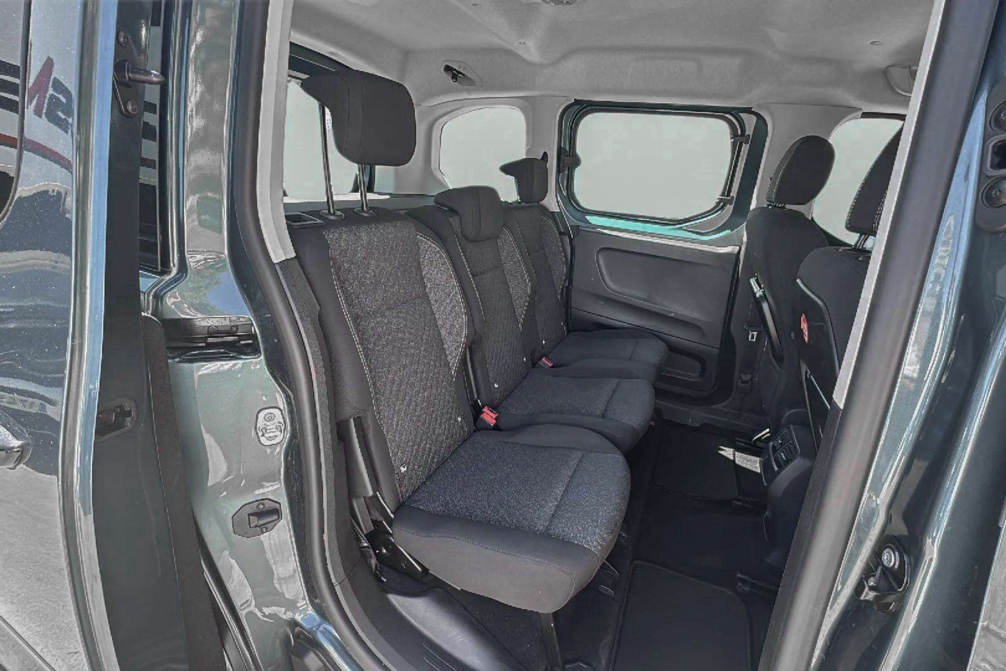 Peugeot Rifter Allure Business Long BlueHDi 100 (N1) - foto 14