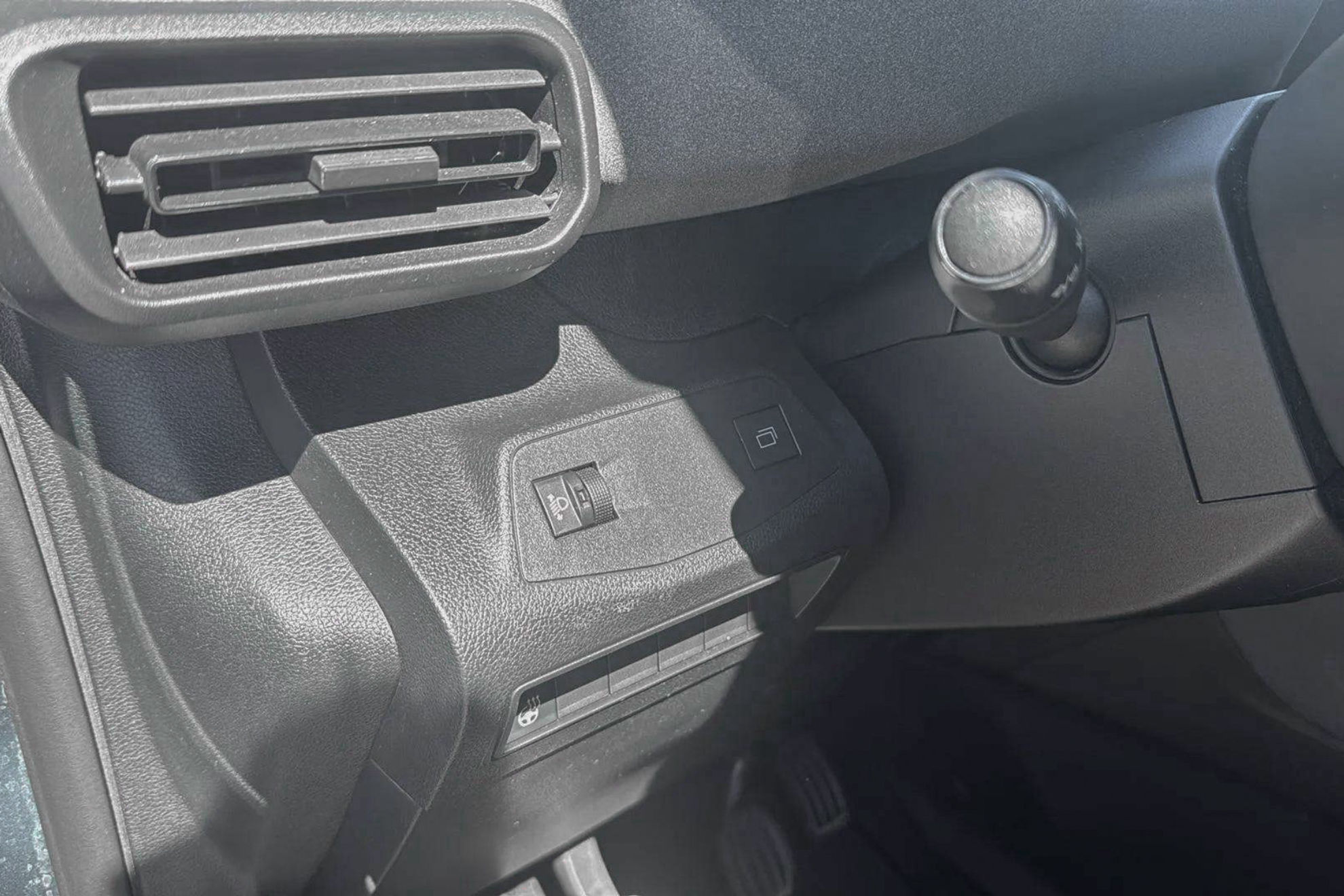 Peugeot Rifter Allure Business Long BlueHDi 100 (N1) - foto 18