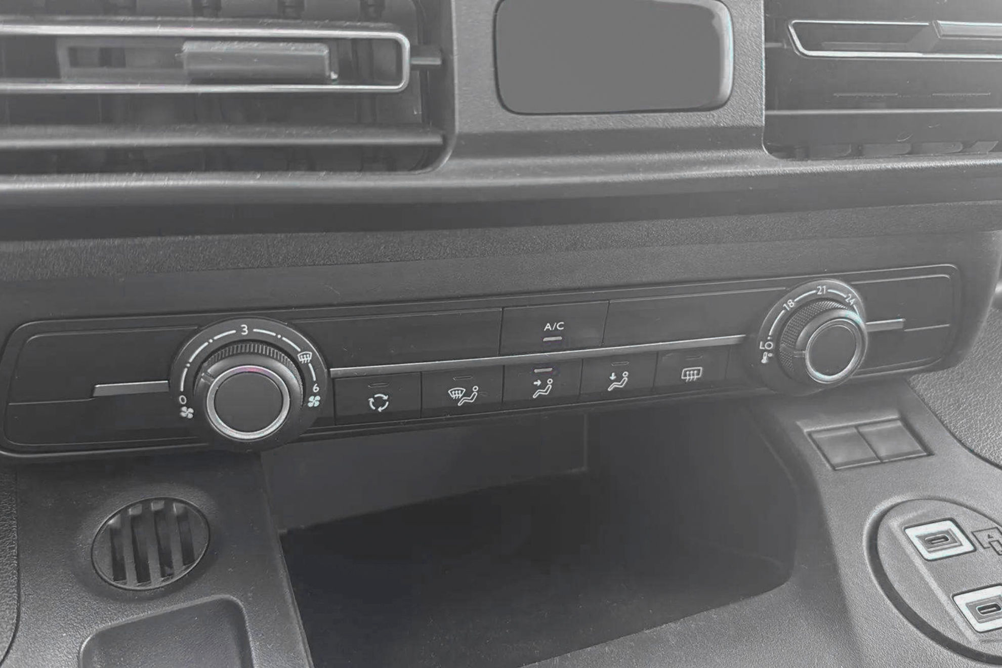 Peugeot Rifter Allure Business Long BlueHDi 100 (N1) - foto 29